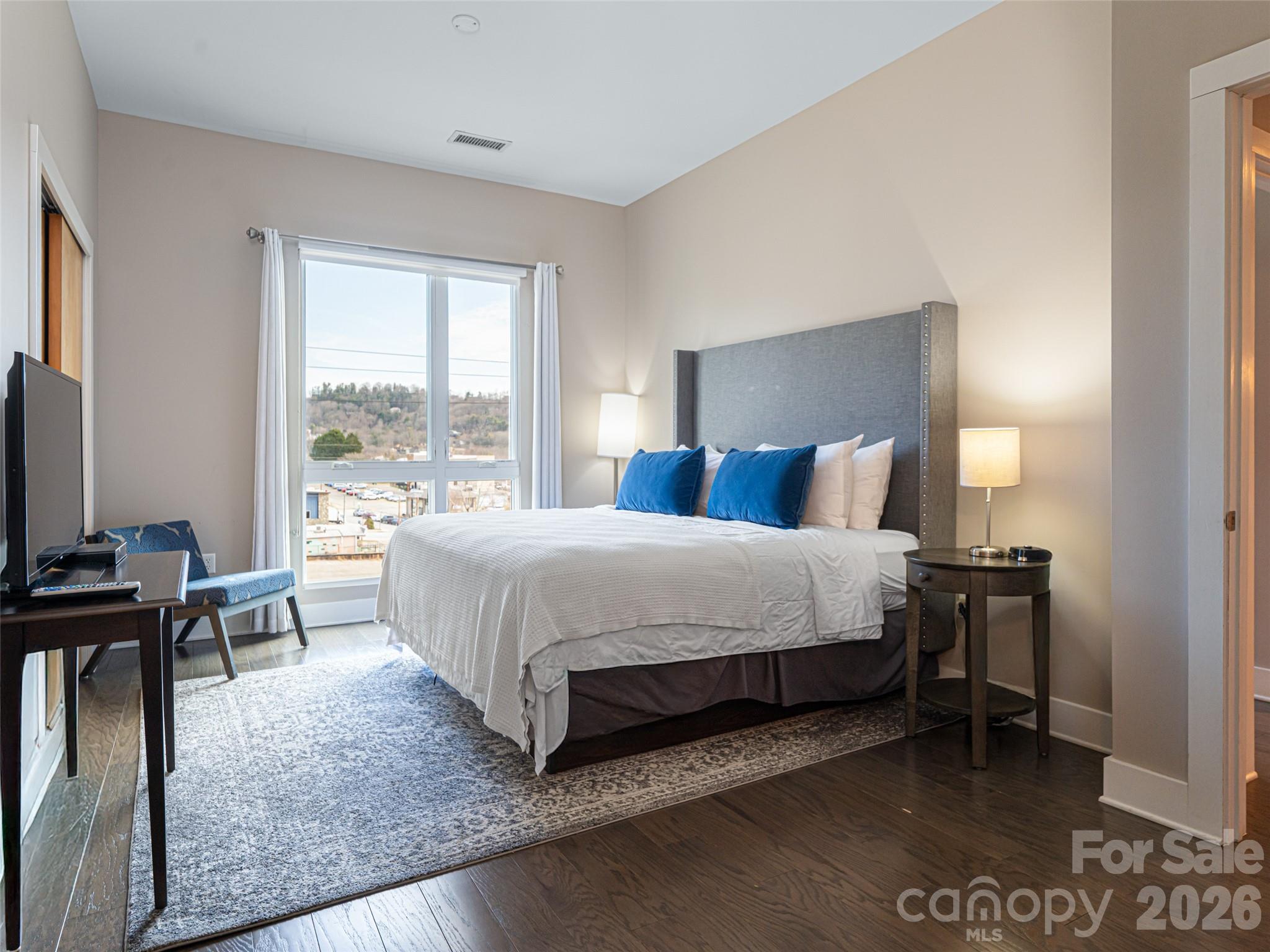 45 Asheland Avenue Unit: 306