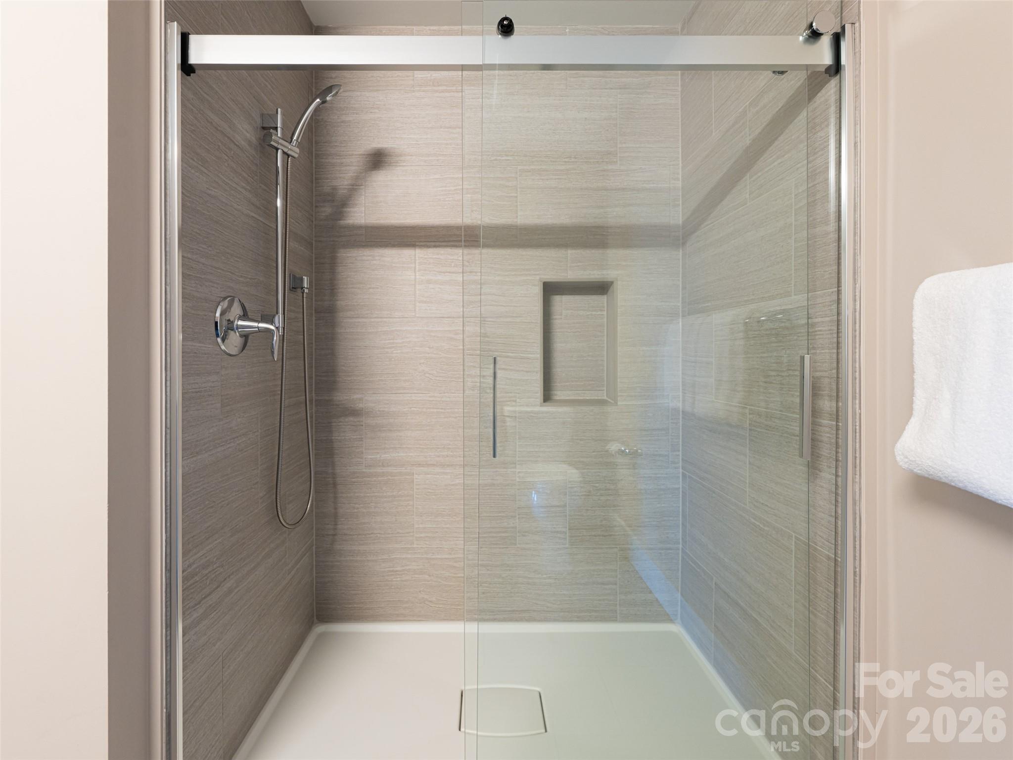 45 Asheland Avenue Unit: 306