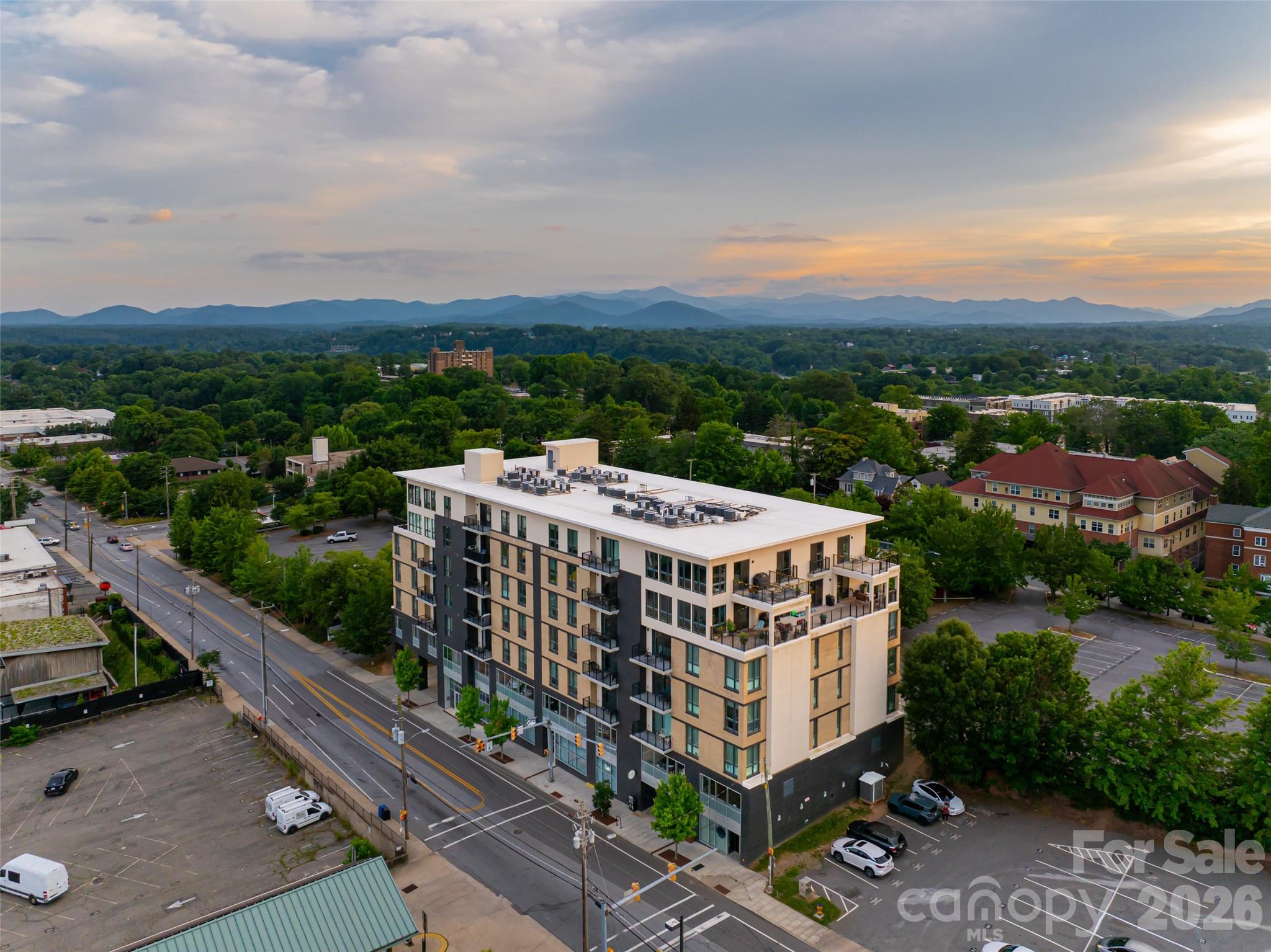 45 Asheland Avenue Unit: 306