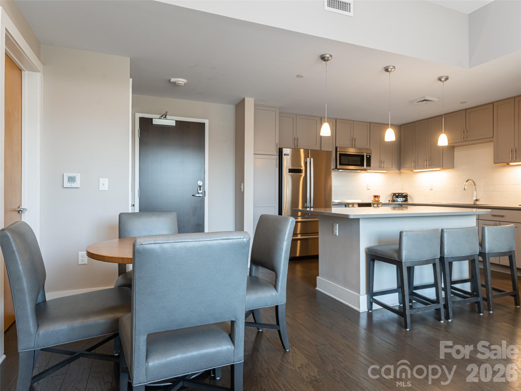 45 Asheland Avenue Unit: 306
