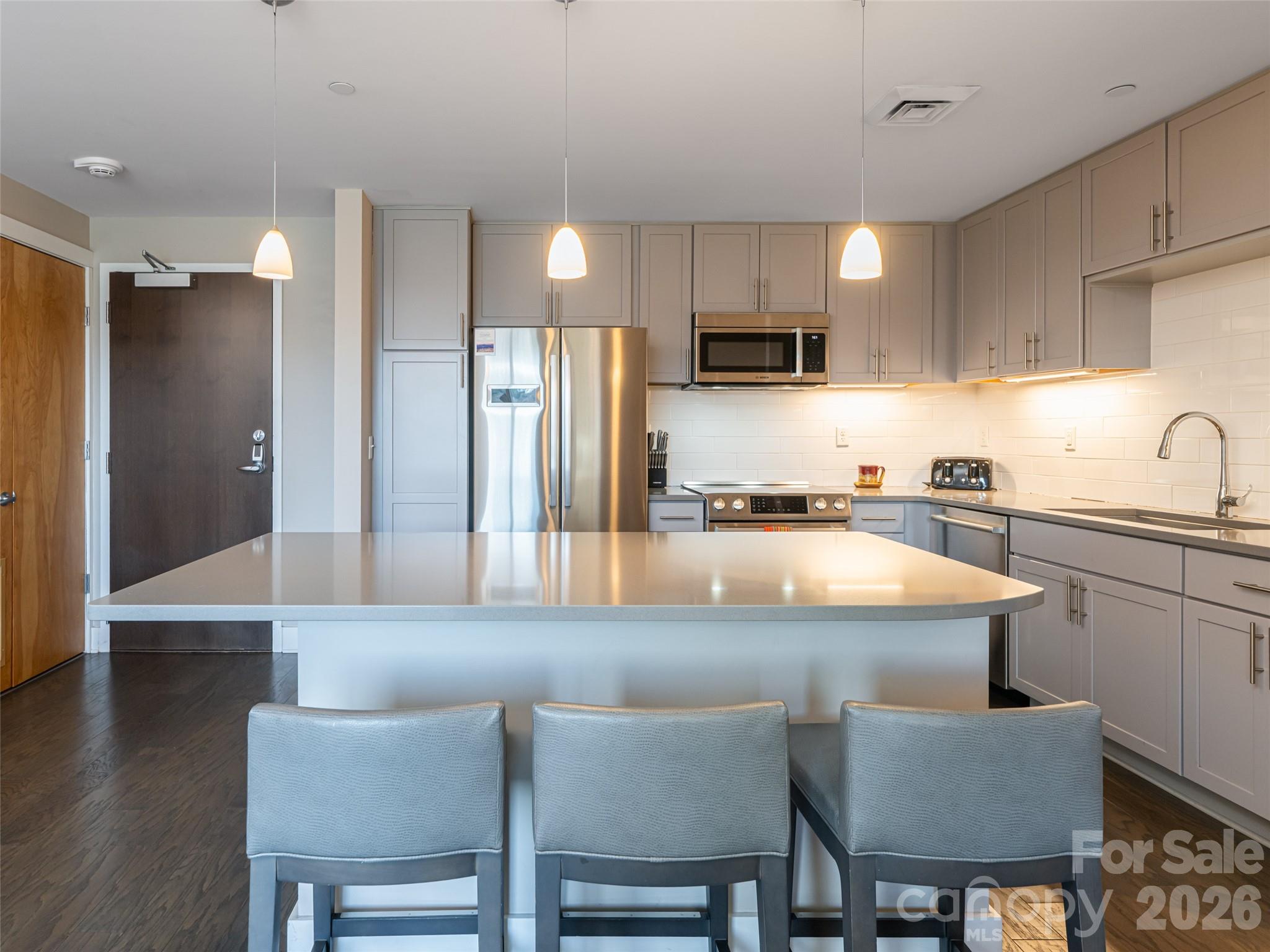 45 Asheland Avenue Unit: 306