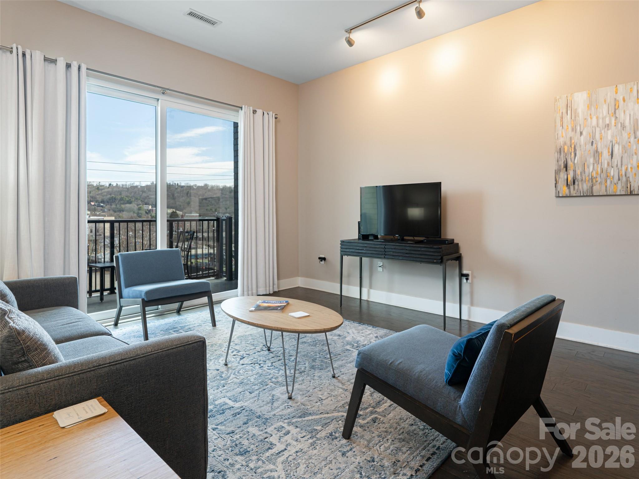 45 Asheland Avenue Unit: 306