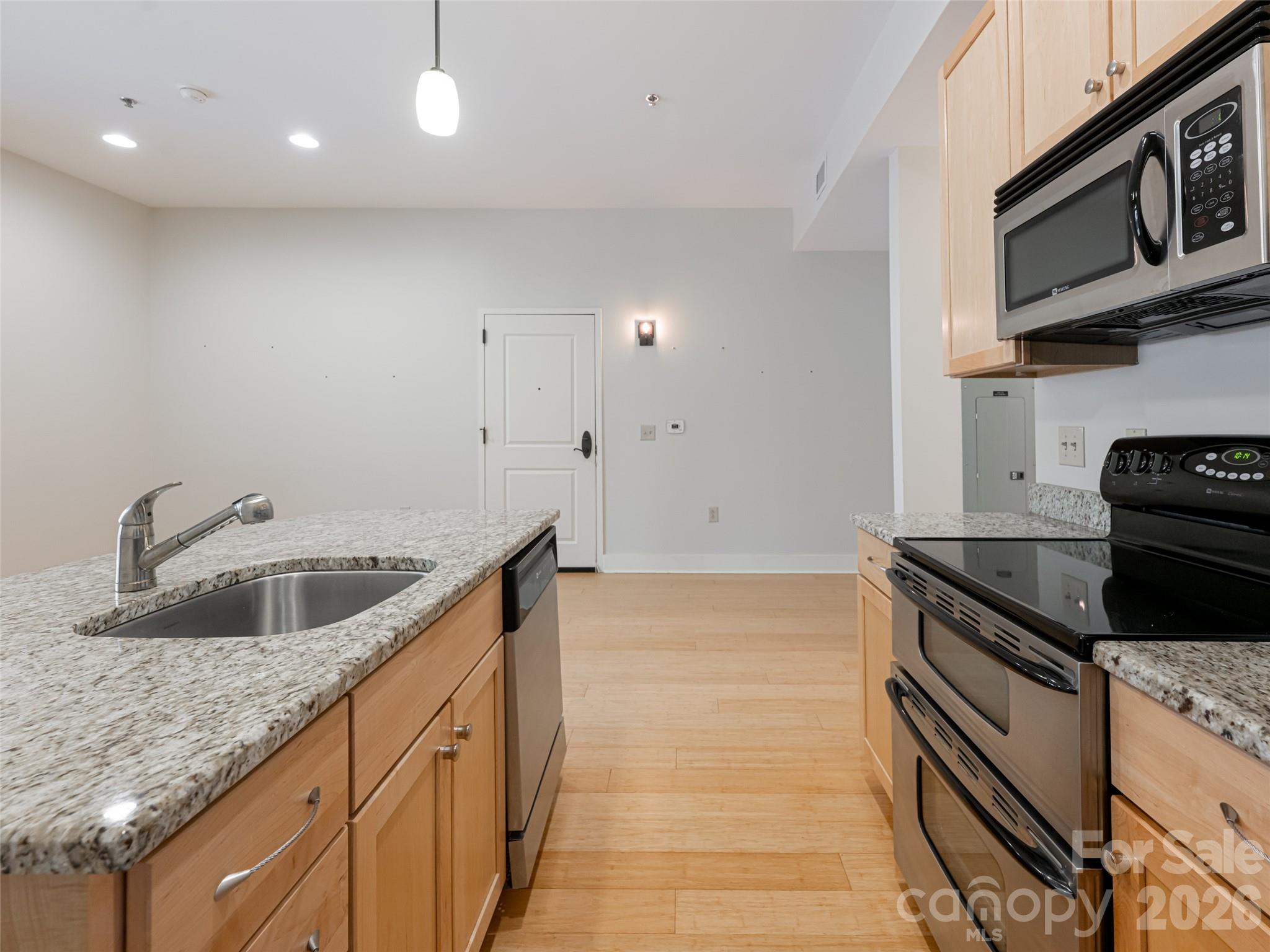 190 Broadway Street Unit: 310
