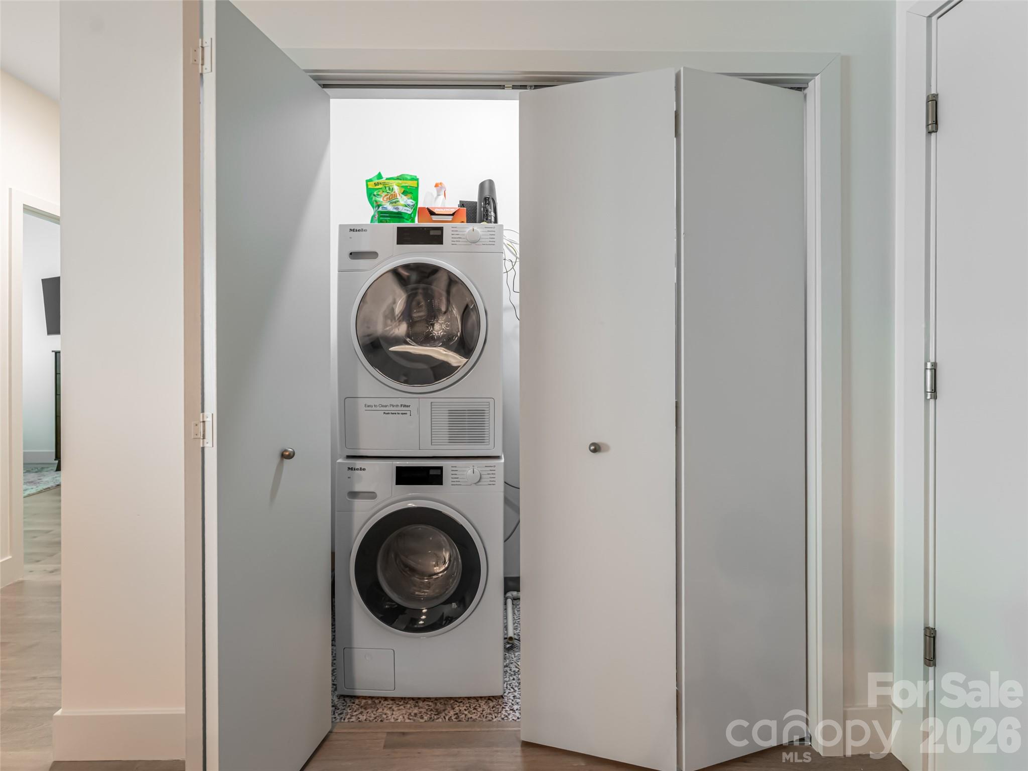 68 Craven Street Unit: 203