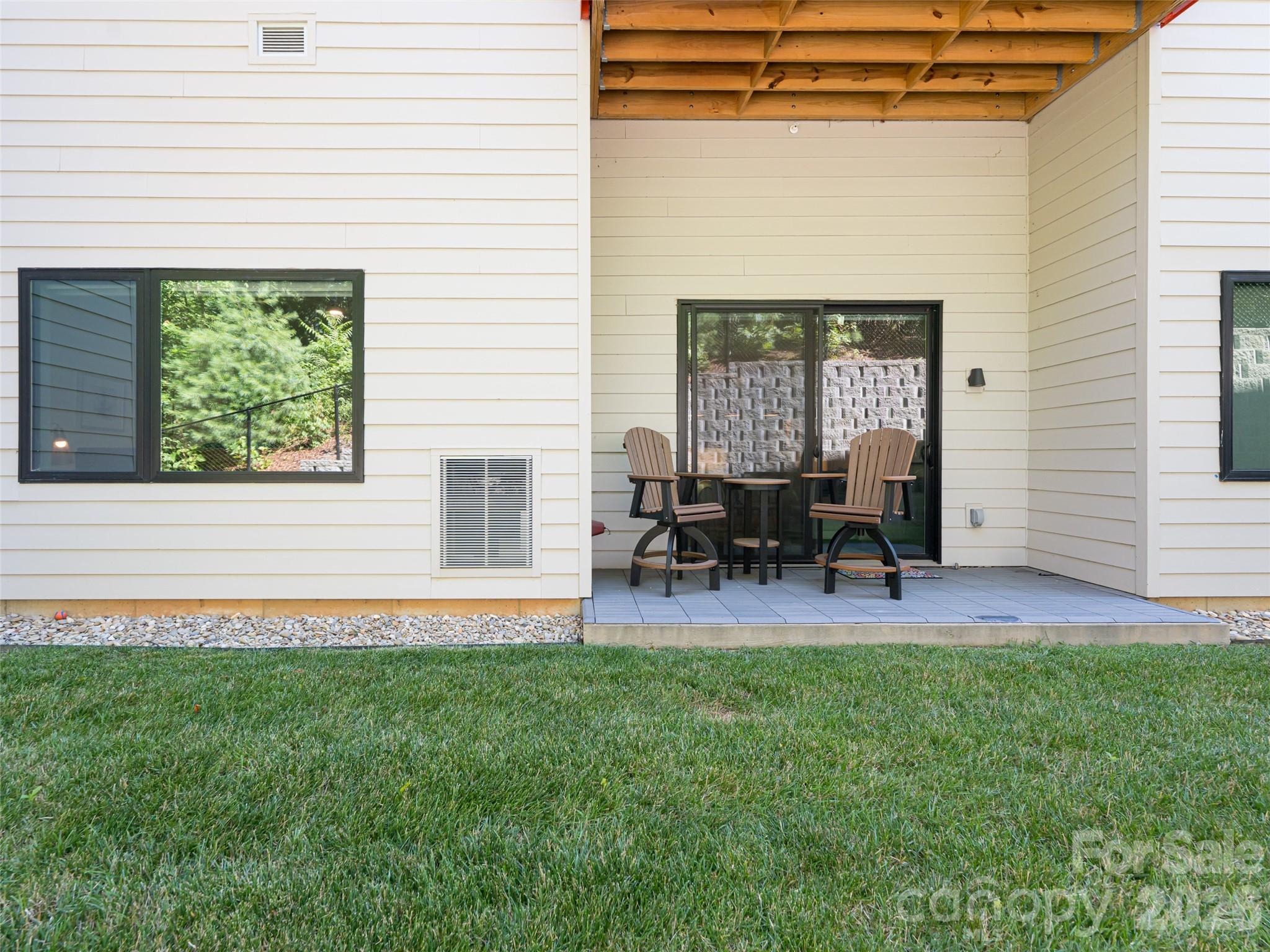 68 Craven Street Unit: 203
