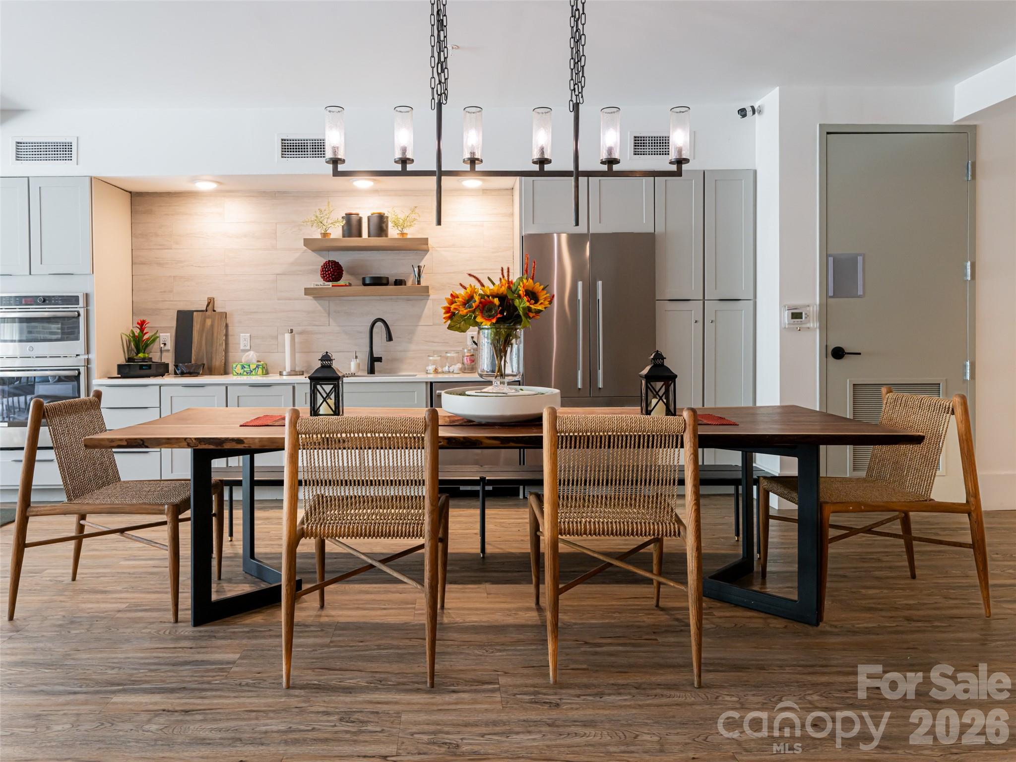 55 S Market Street Unit: 515