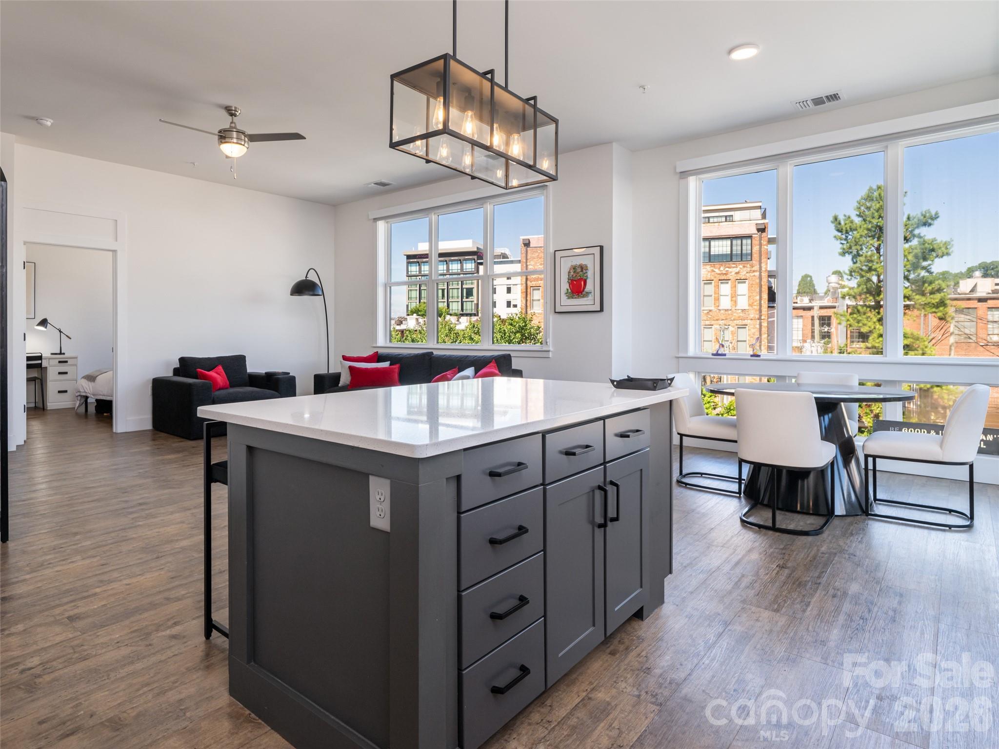 55 S Market Street Unit: 515