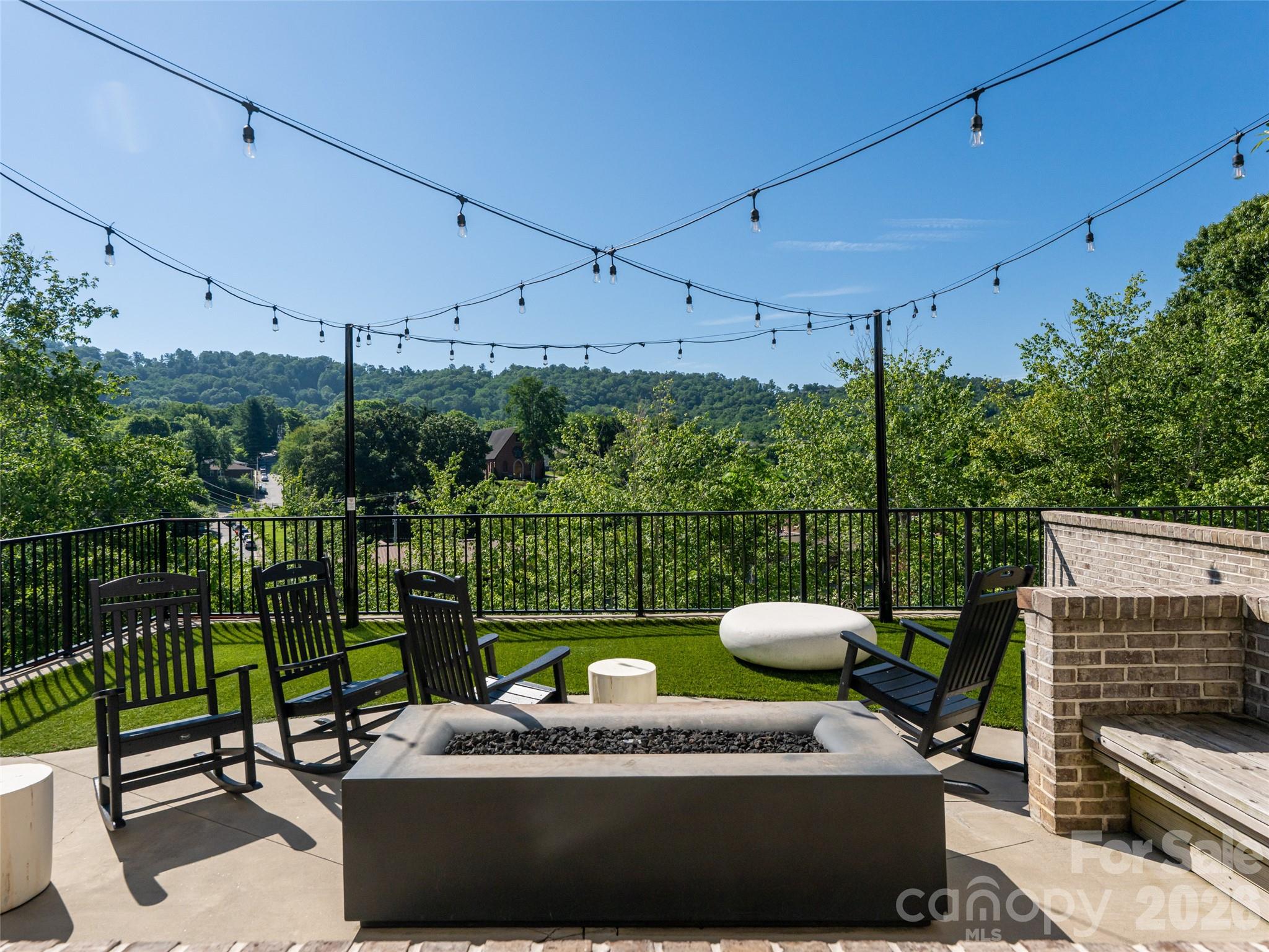 55 S Market Street Unit: 515