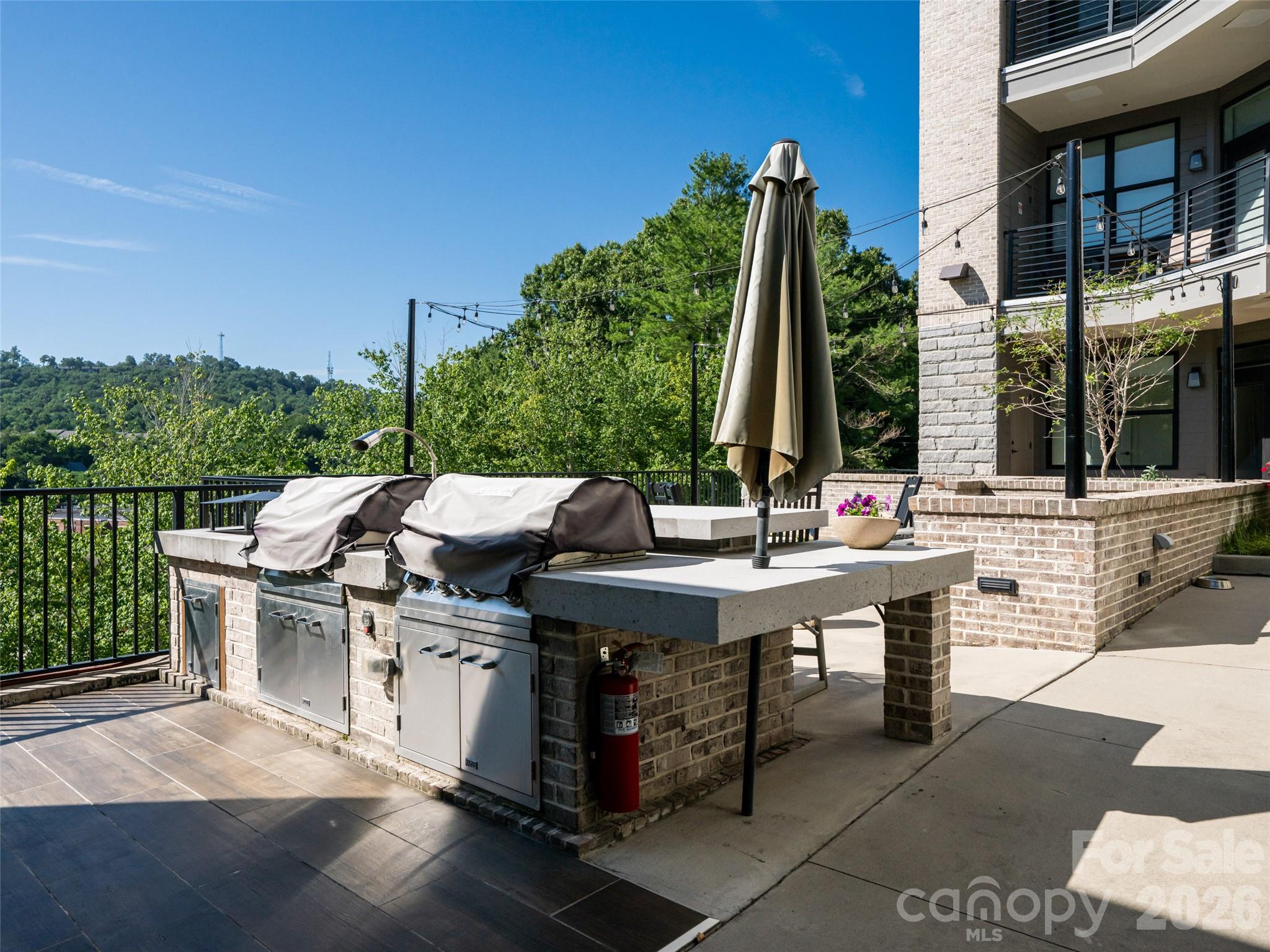 55 S Market Street Unit: 515
