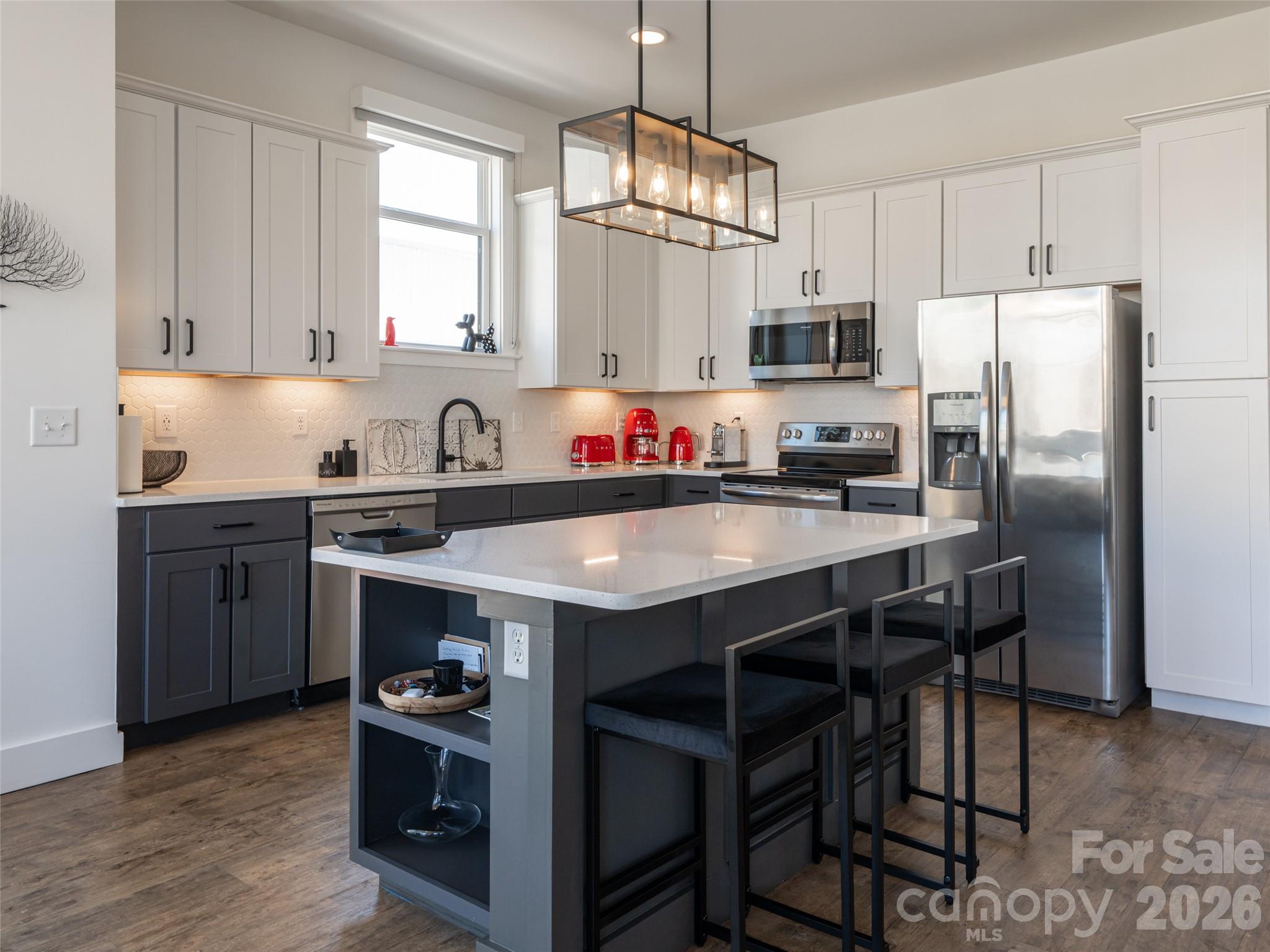 55 S Market Street Unit: 515