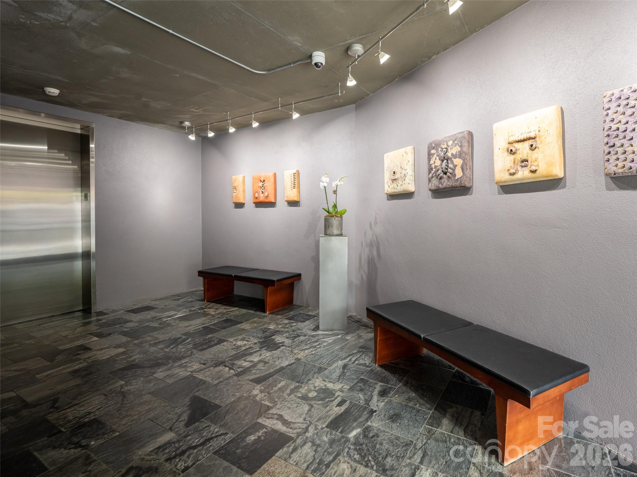 12 S Lexington Avenue Unit: 407