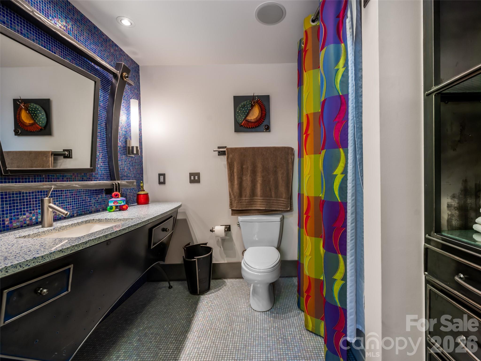 12 S Lexington Avenue Unit: 407