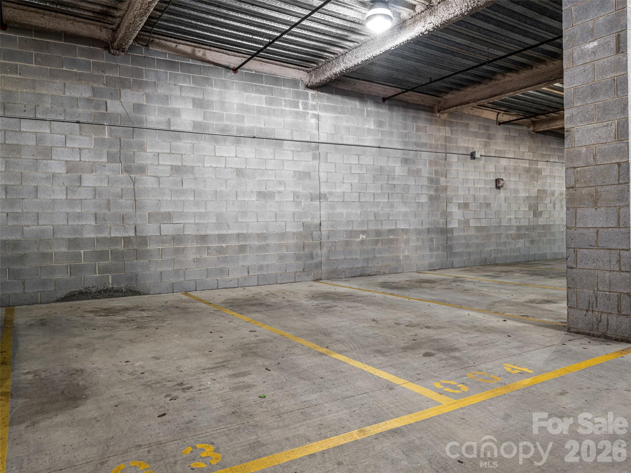 12 S Lexington Avenue Unit: 407