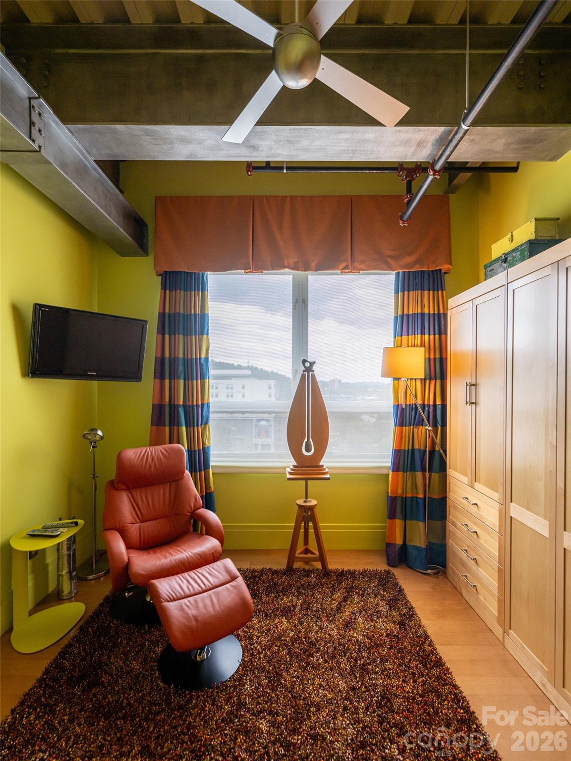 12 S Lexington Avenue Unit: 407