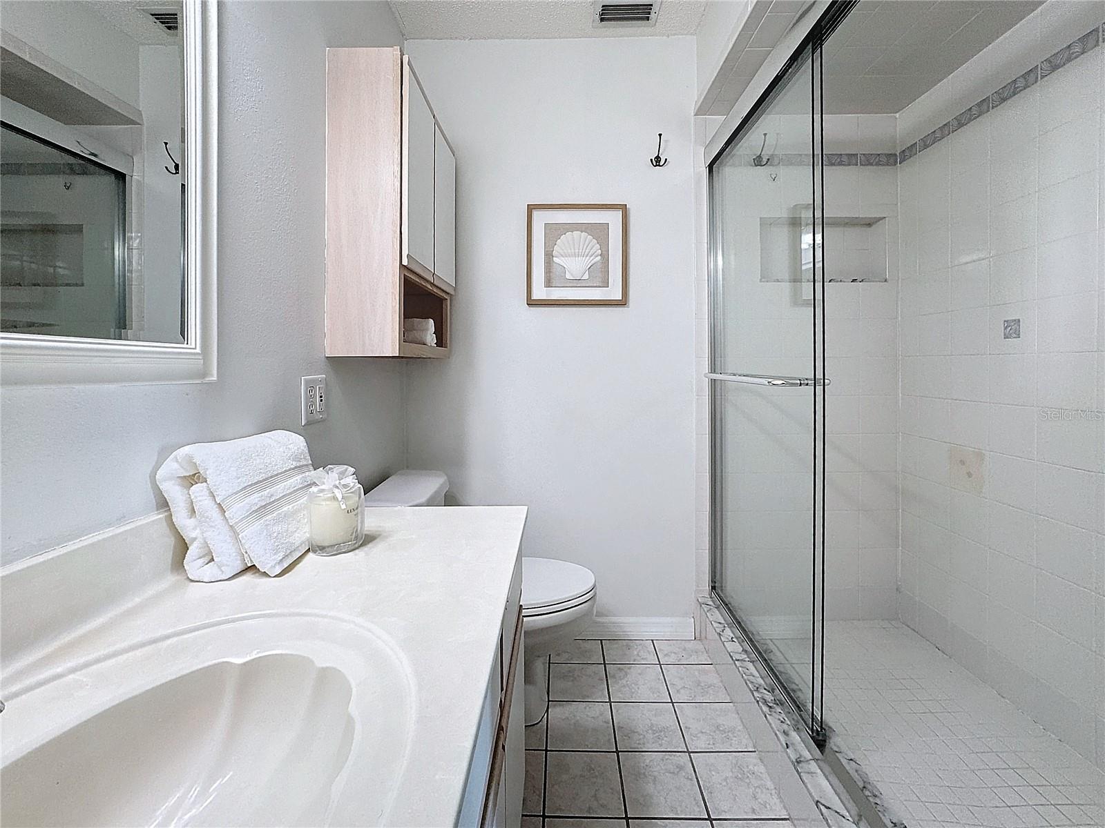 5011 MANGROVE POINT RD