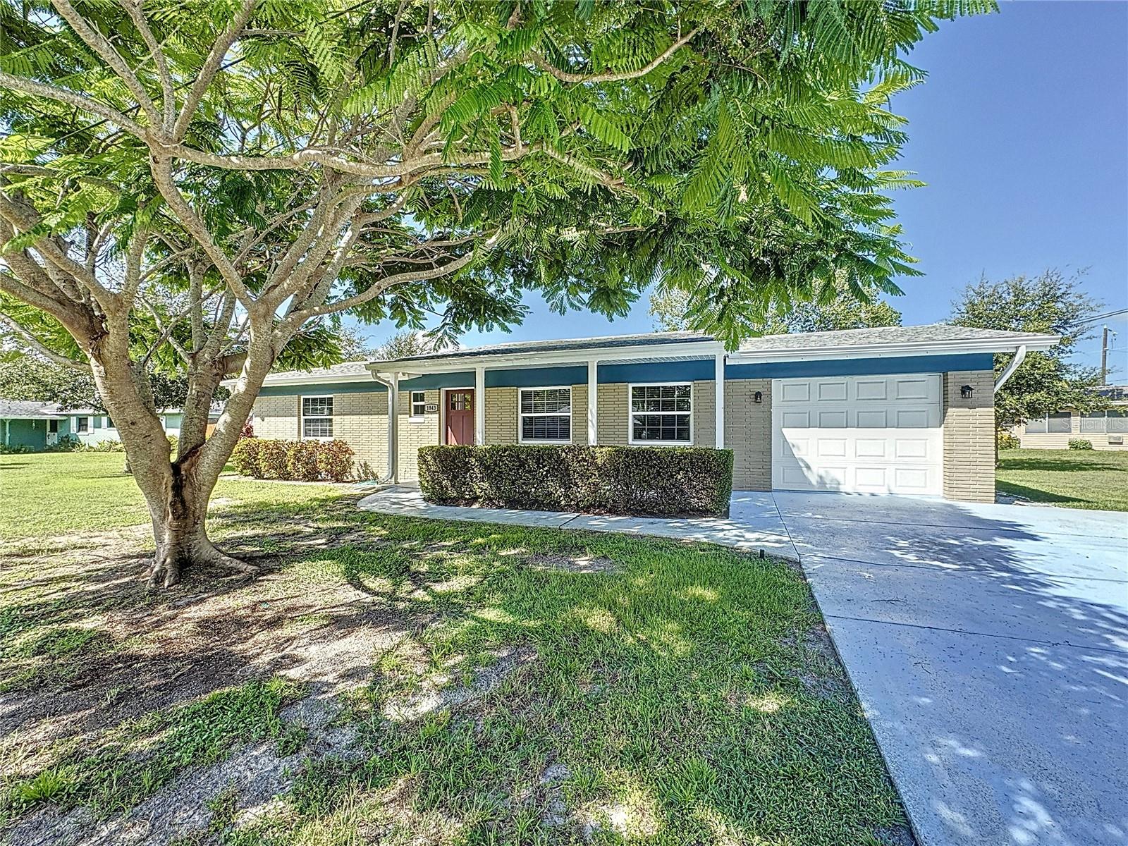 1843 SANDRA BLVD