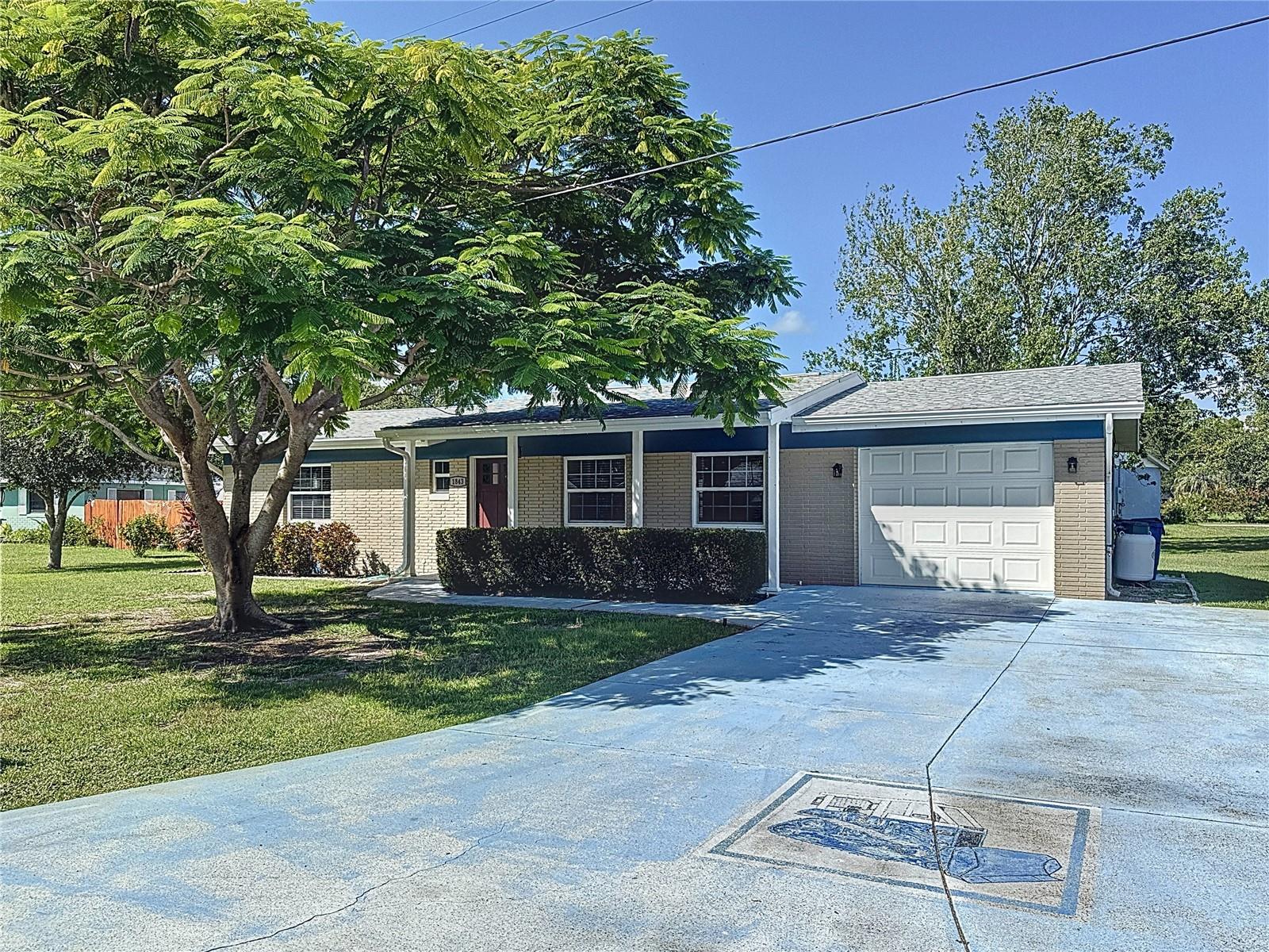 1843 SANDRA BLVD