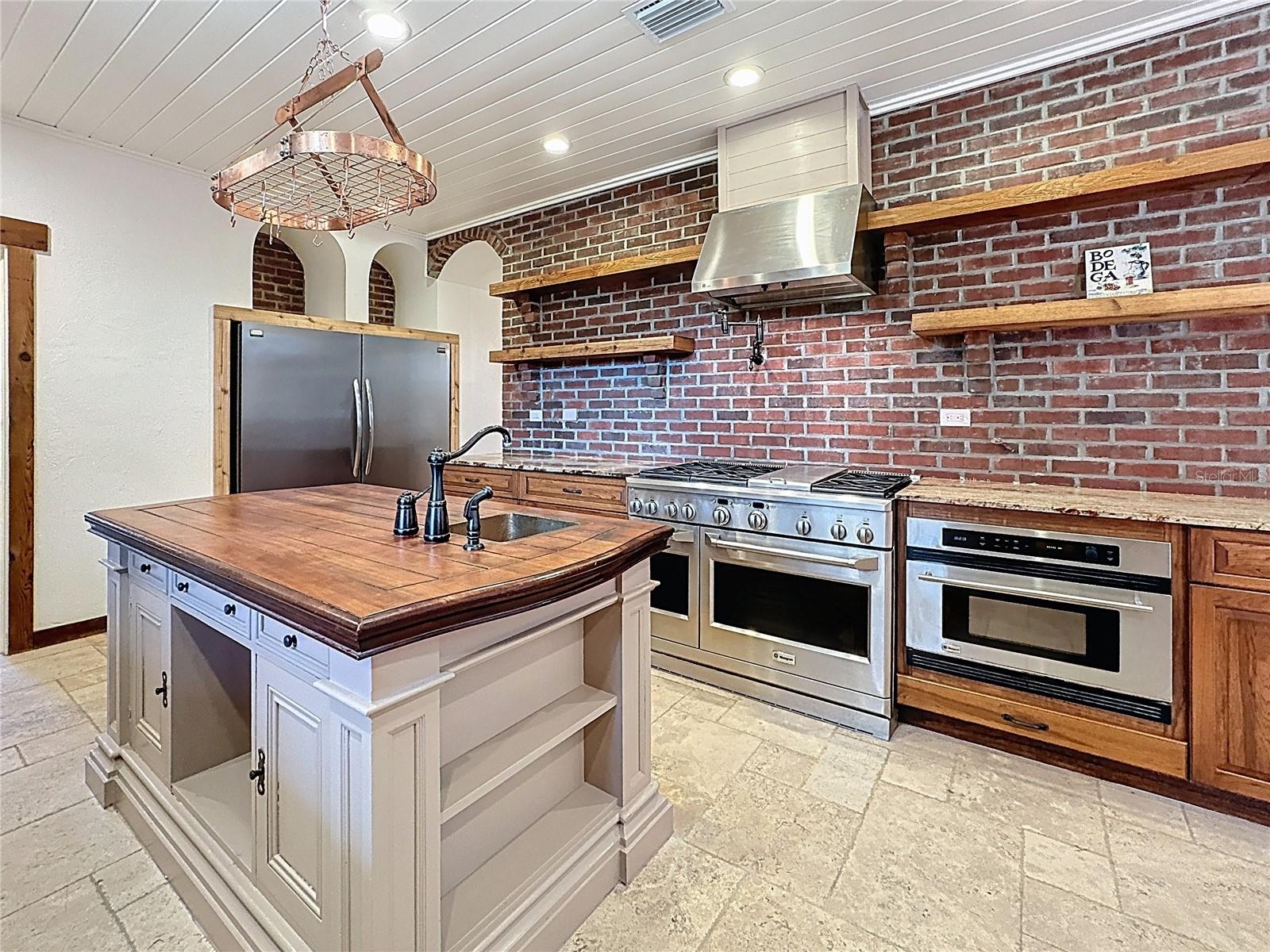 19600 E STATE ROAD 64