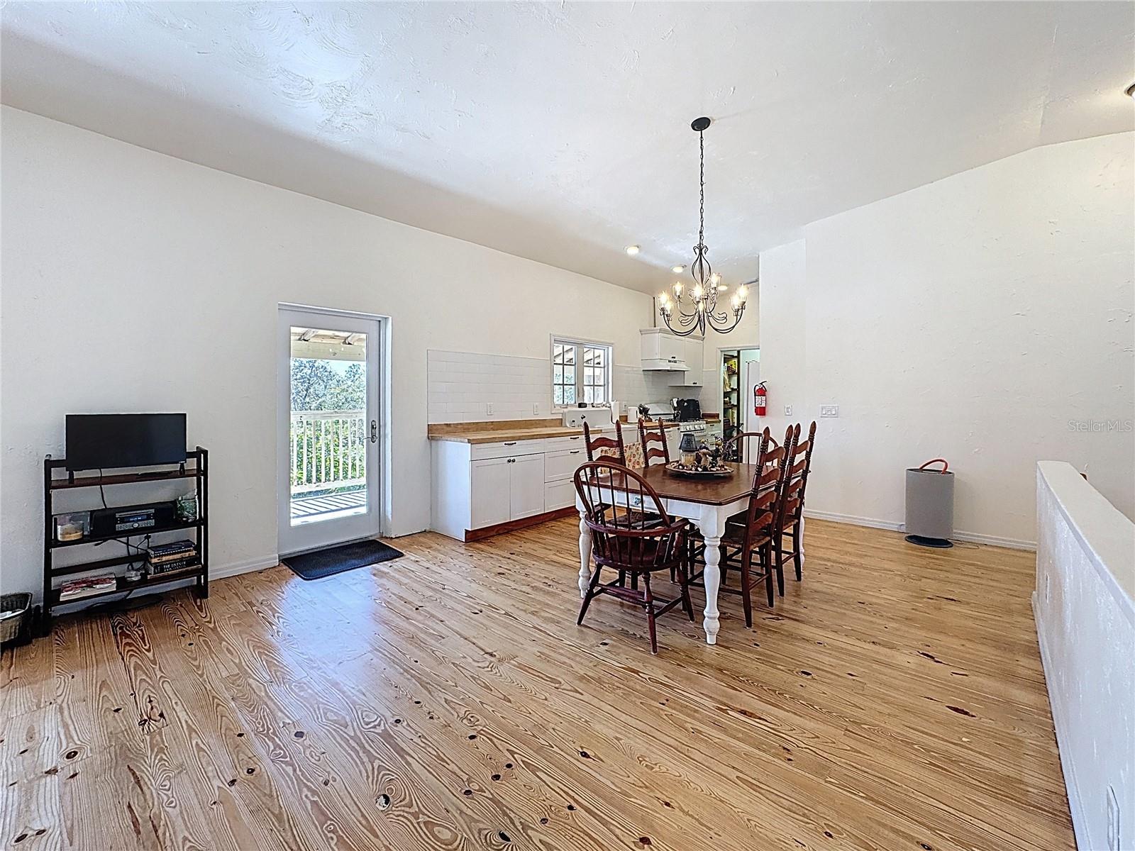 19600 E STATE ROAD 64