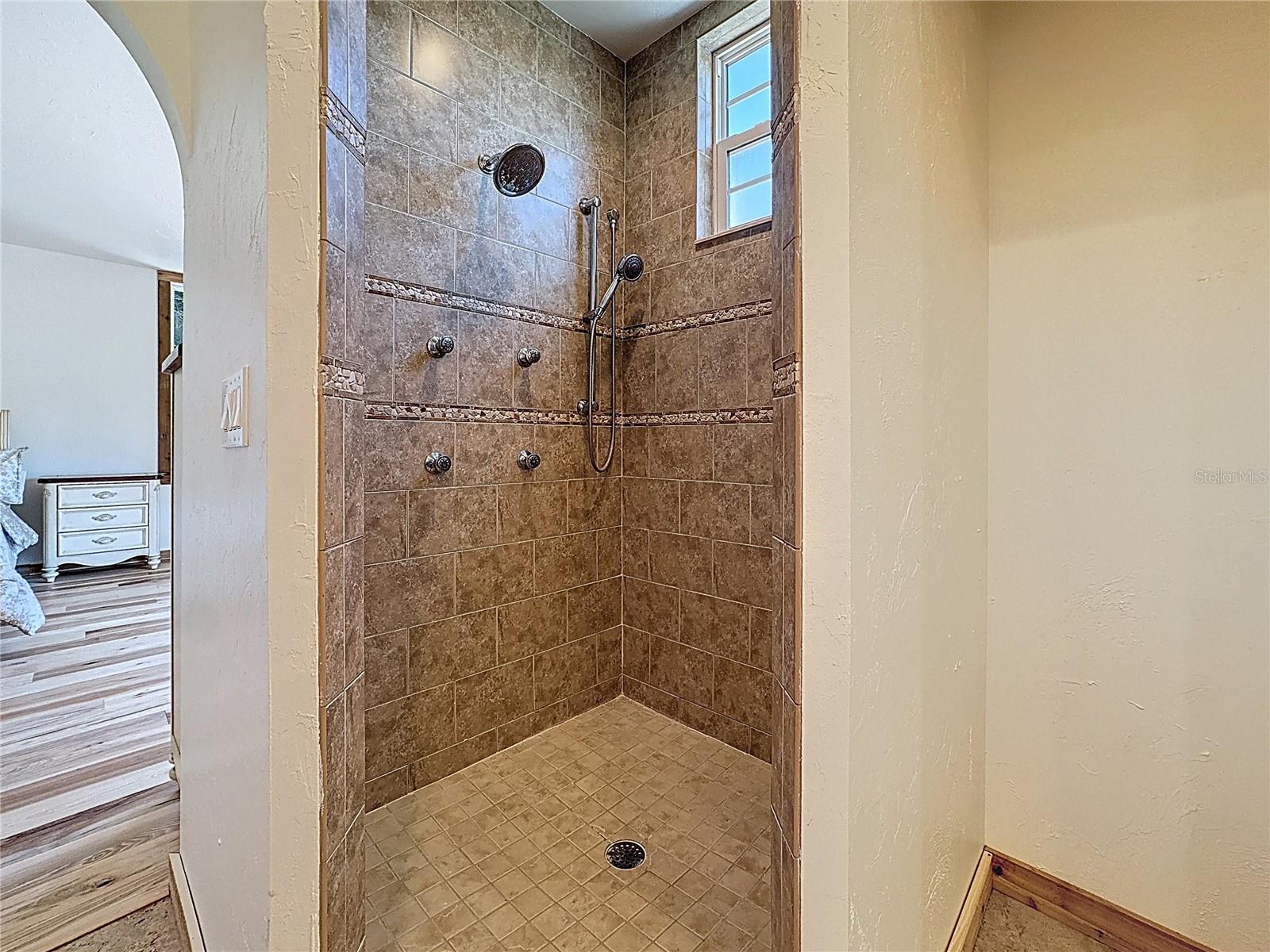 19600 E STATE ROAD 64