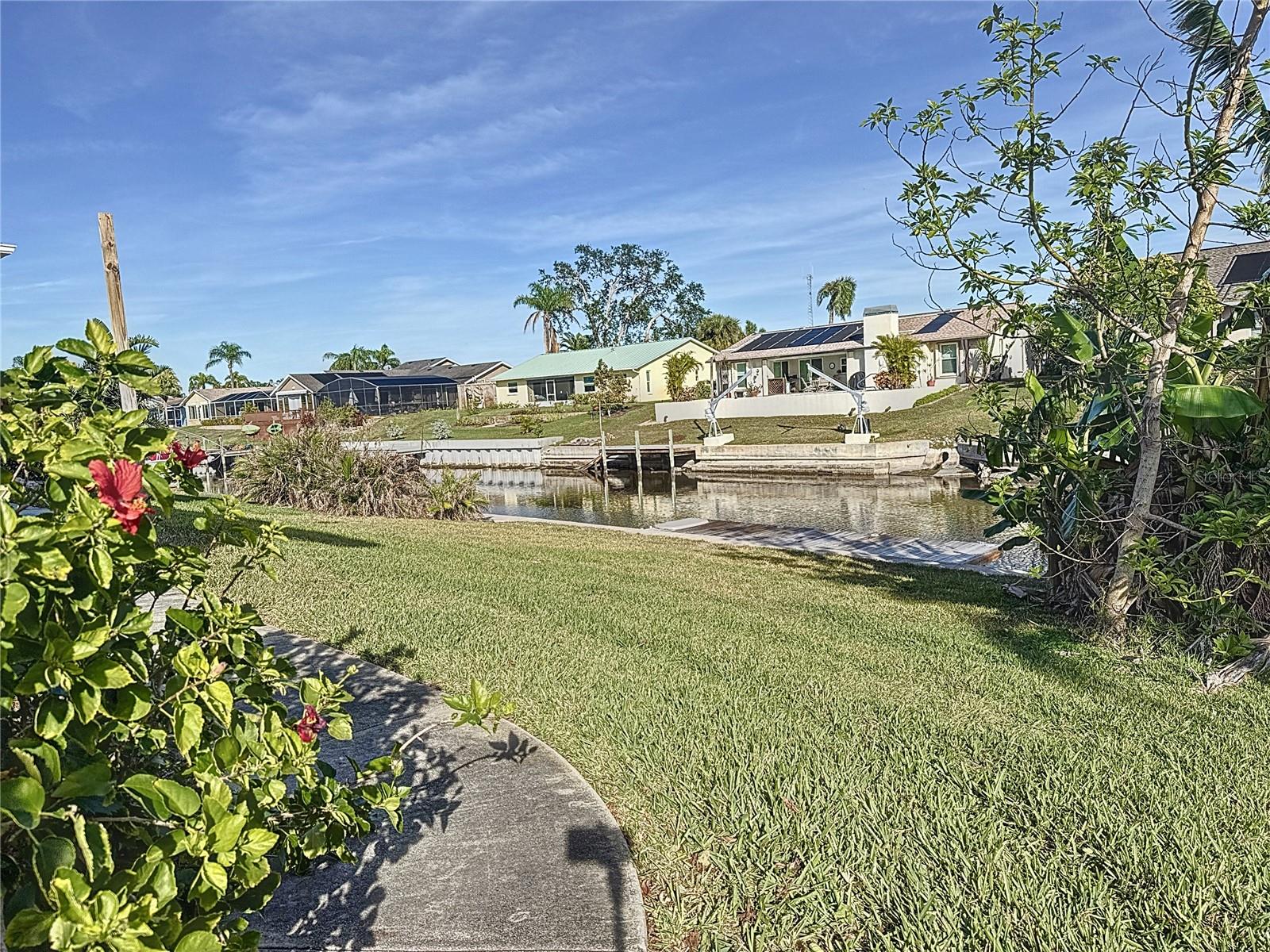 5011 MANGROVE POINT RD