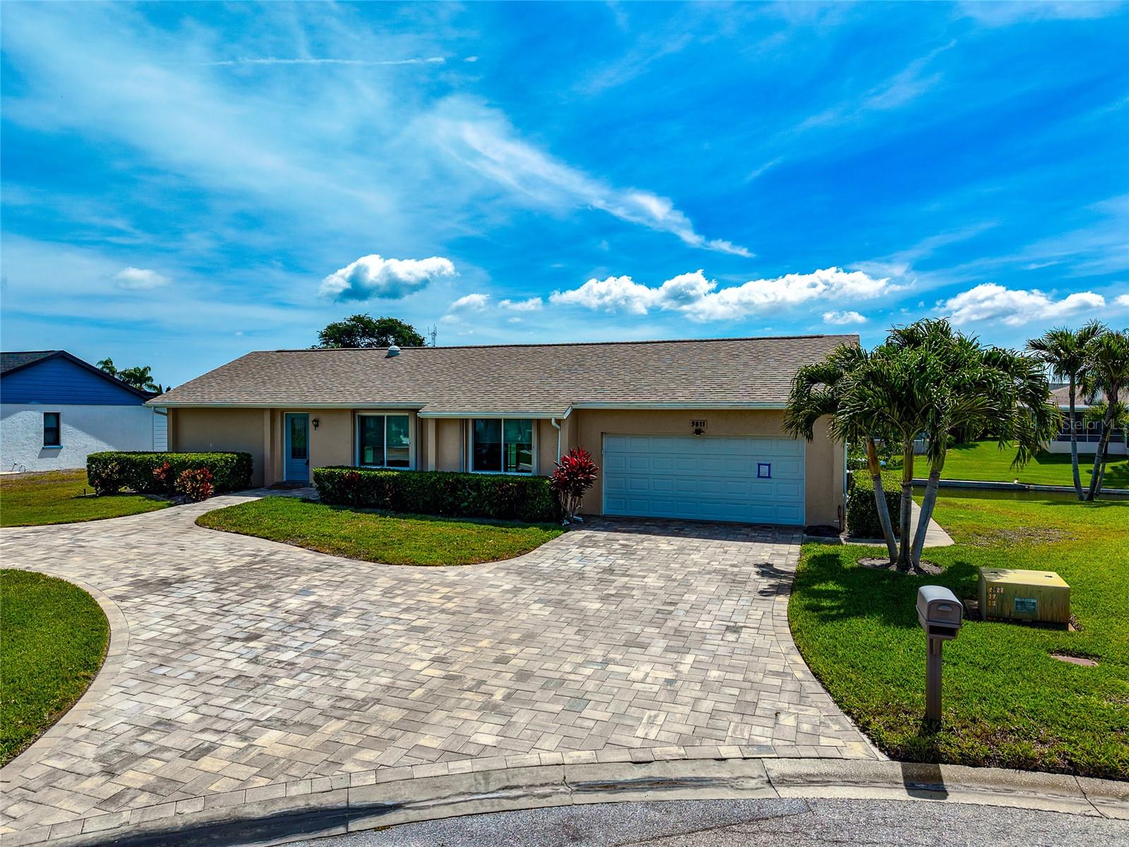 5011 MANGROVE POINT RD