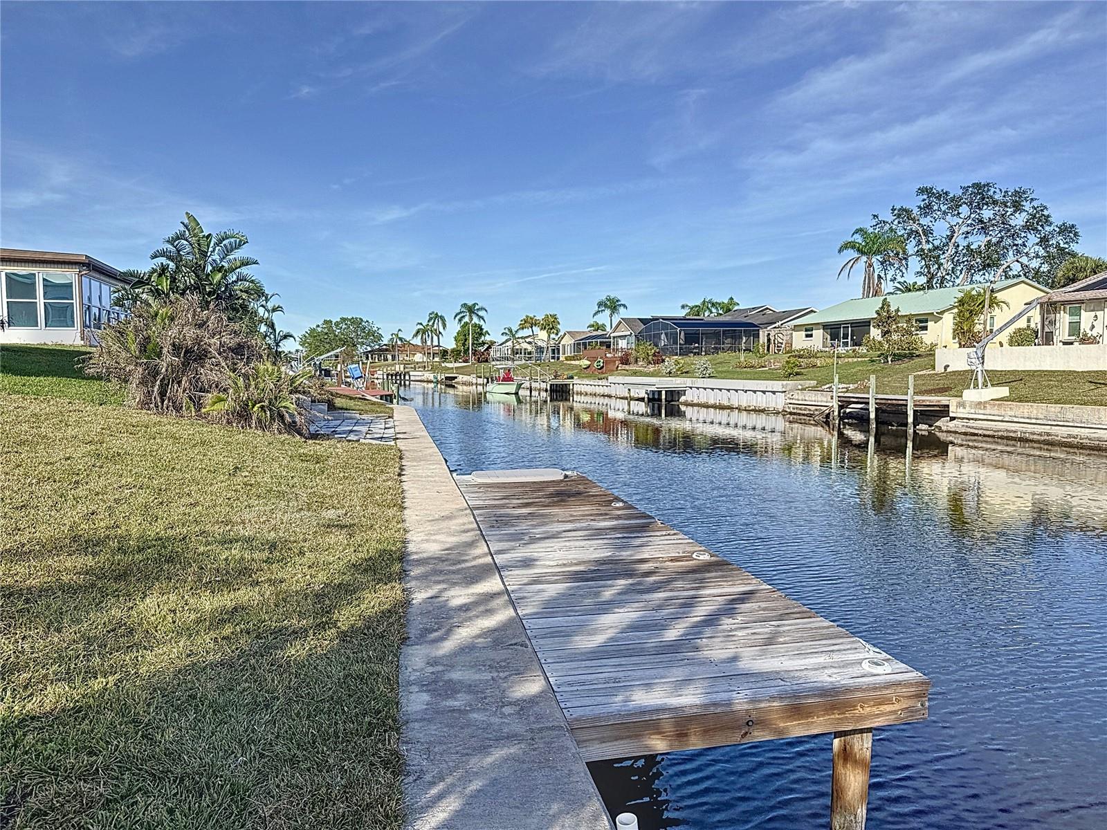 5011 MANGROVE POINT RD