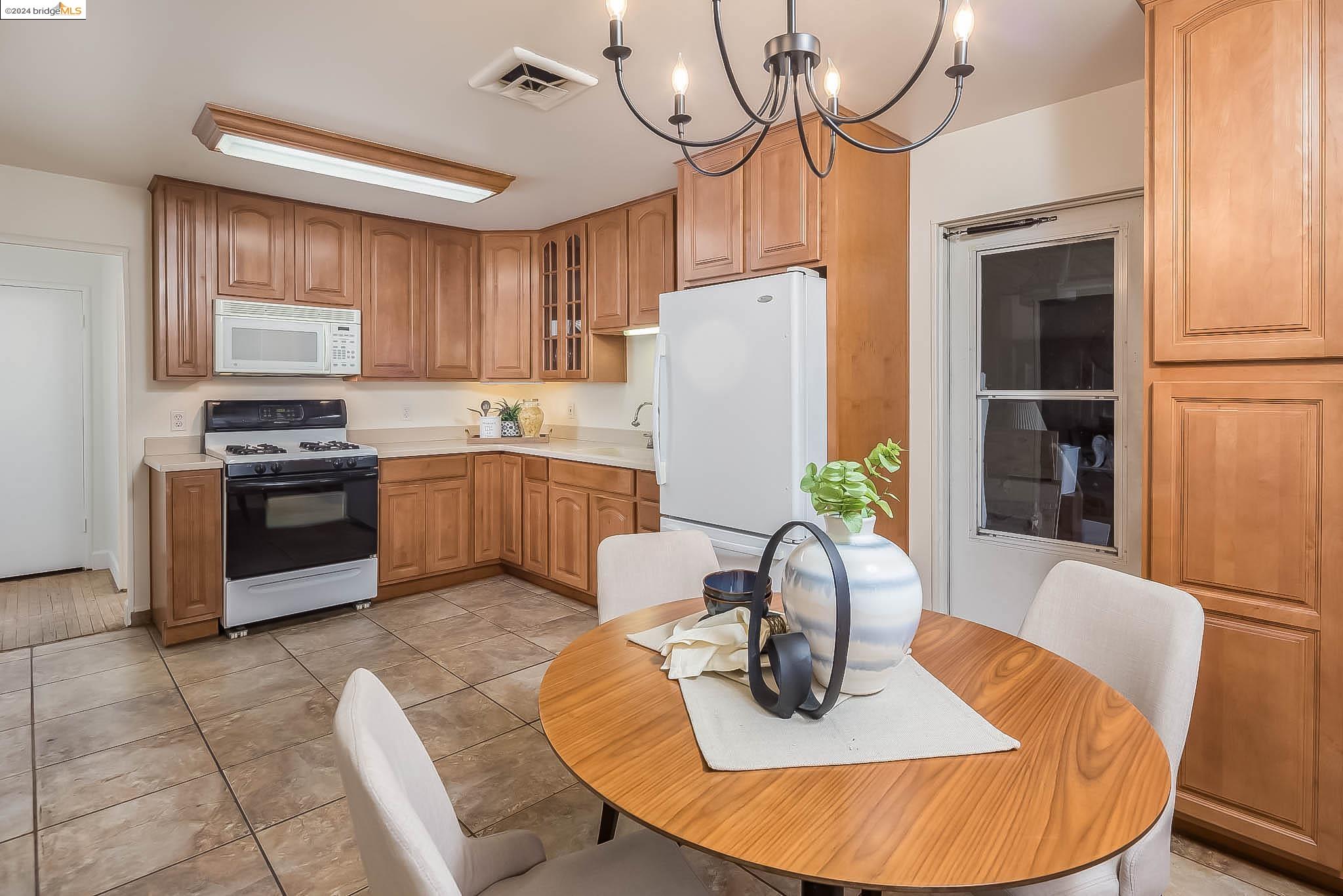 3291 William Way