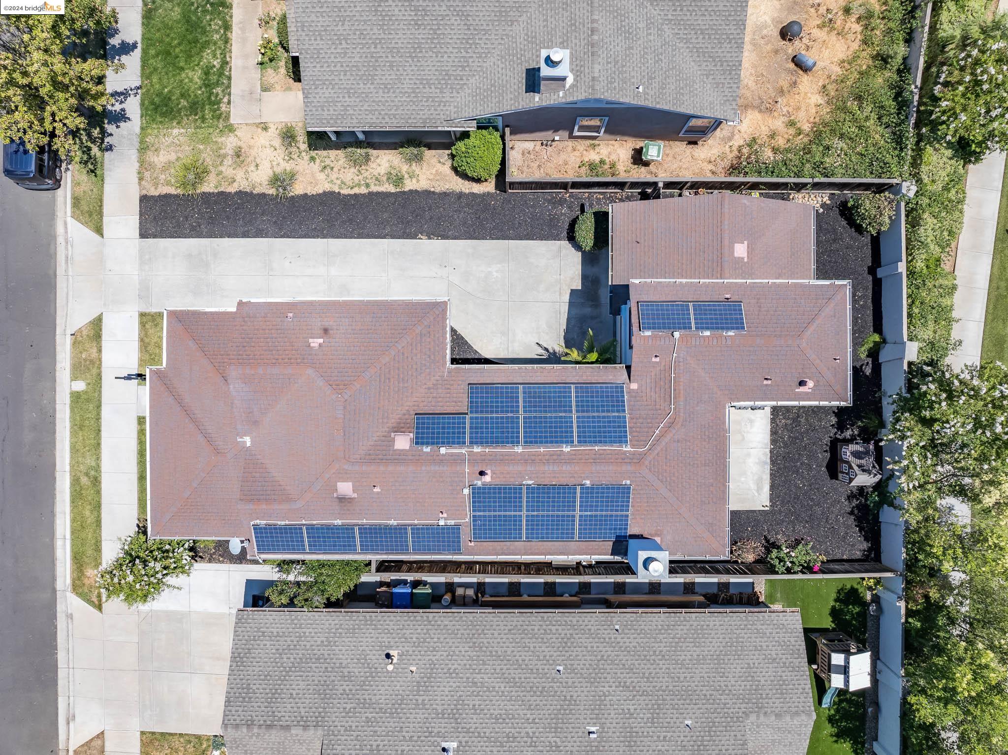 712 Crocket Dr