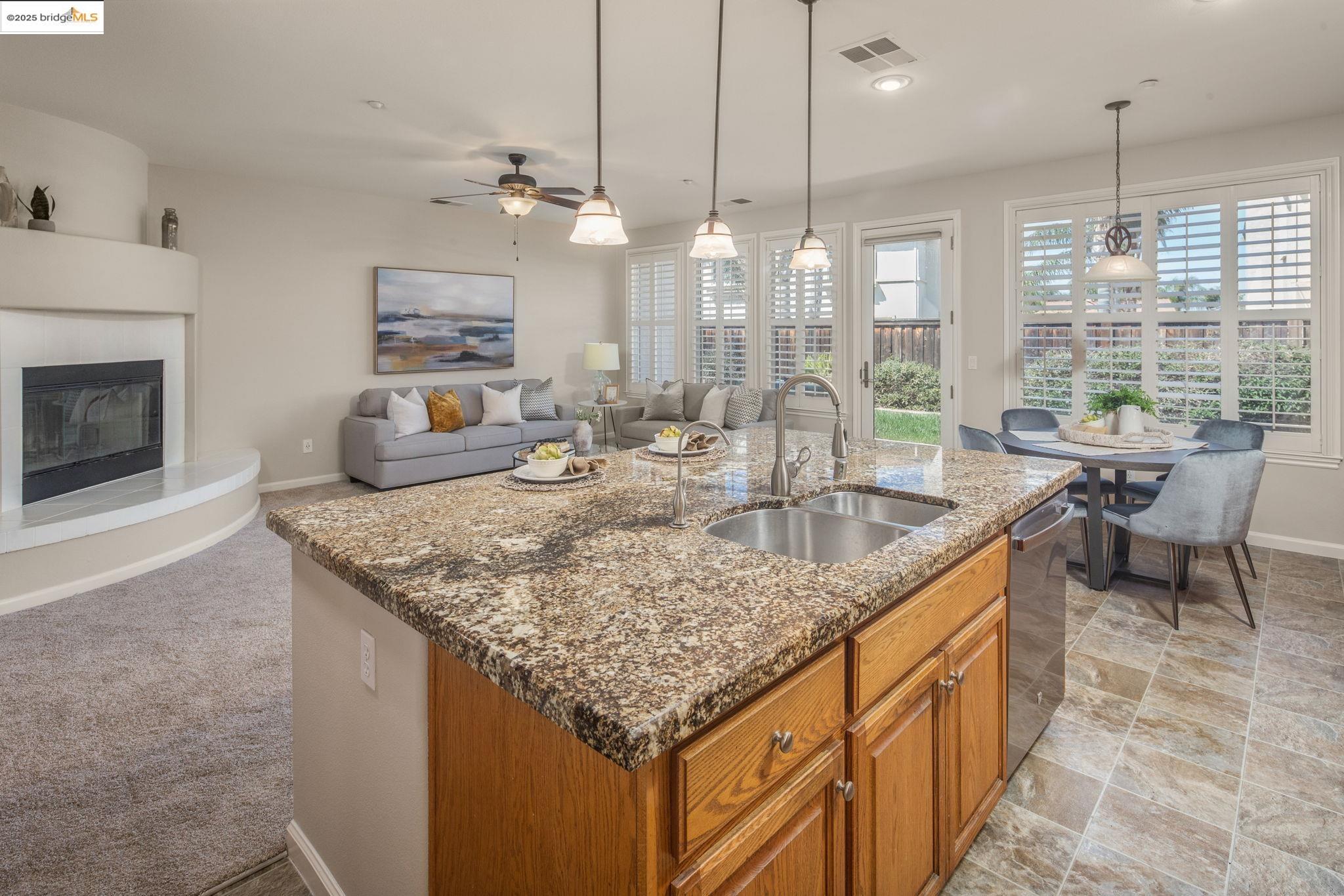 2205 Barcelona Ct
