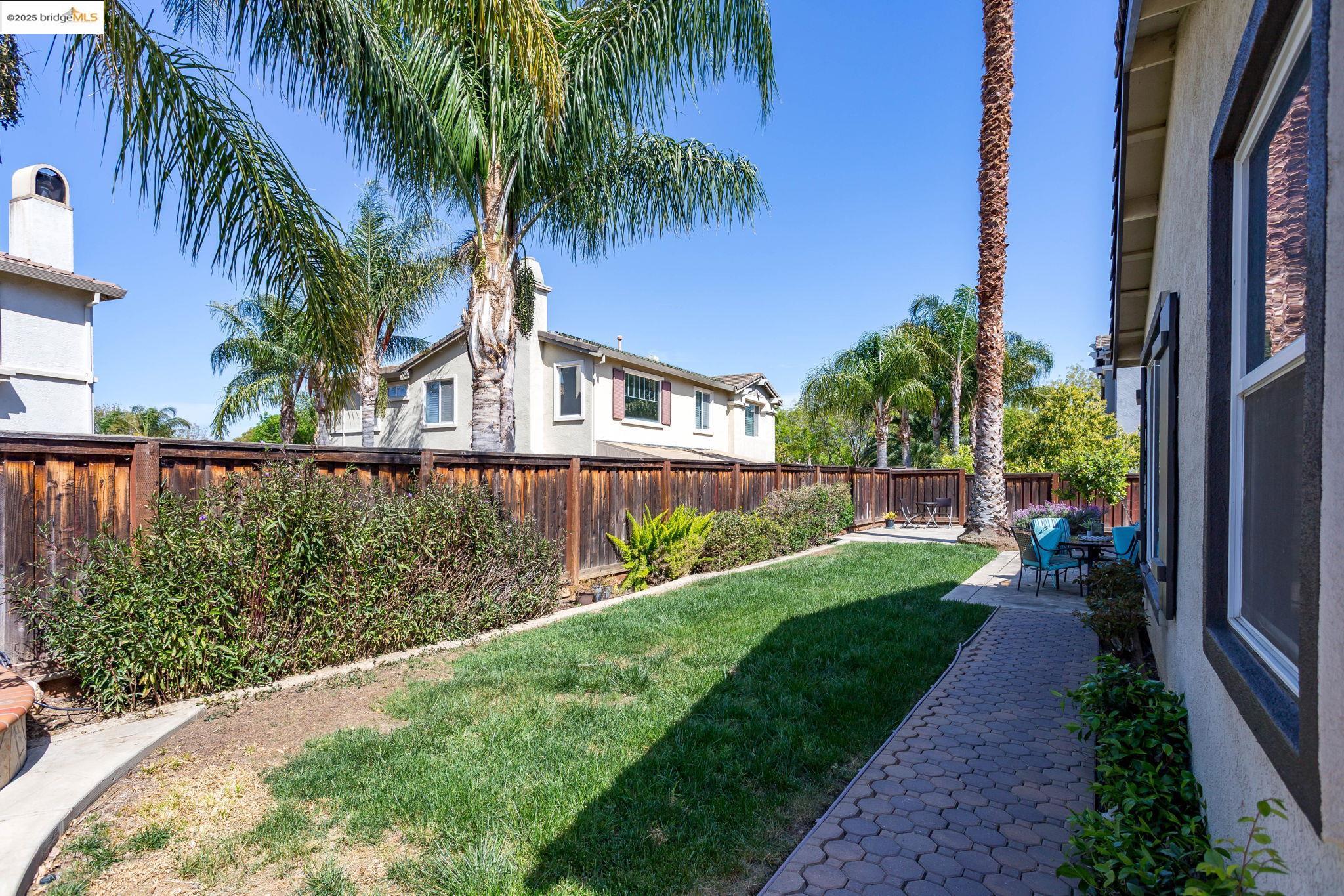 2205 Barcelona Ct