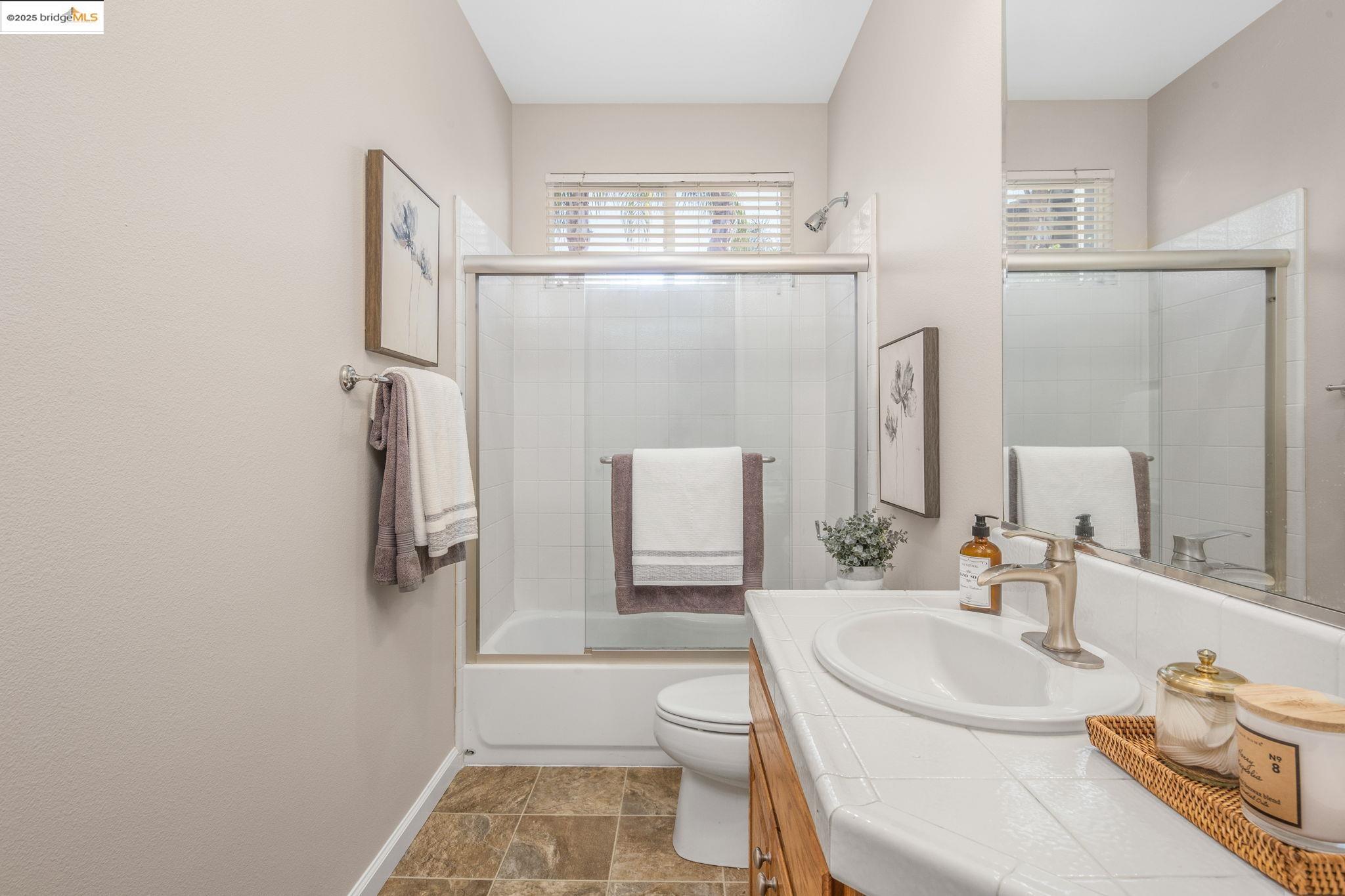 2205 Barcelona Ct