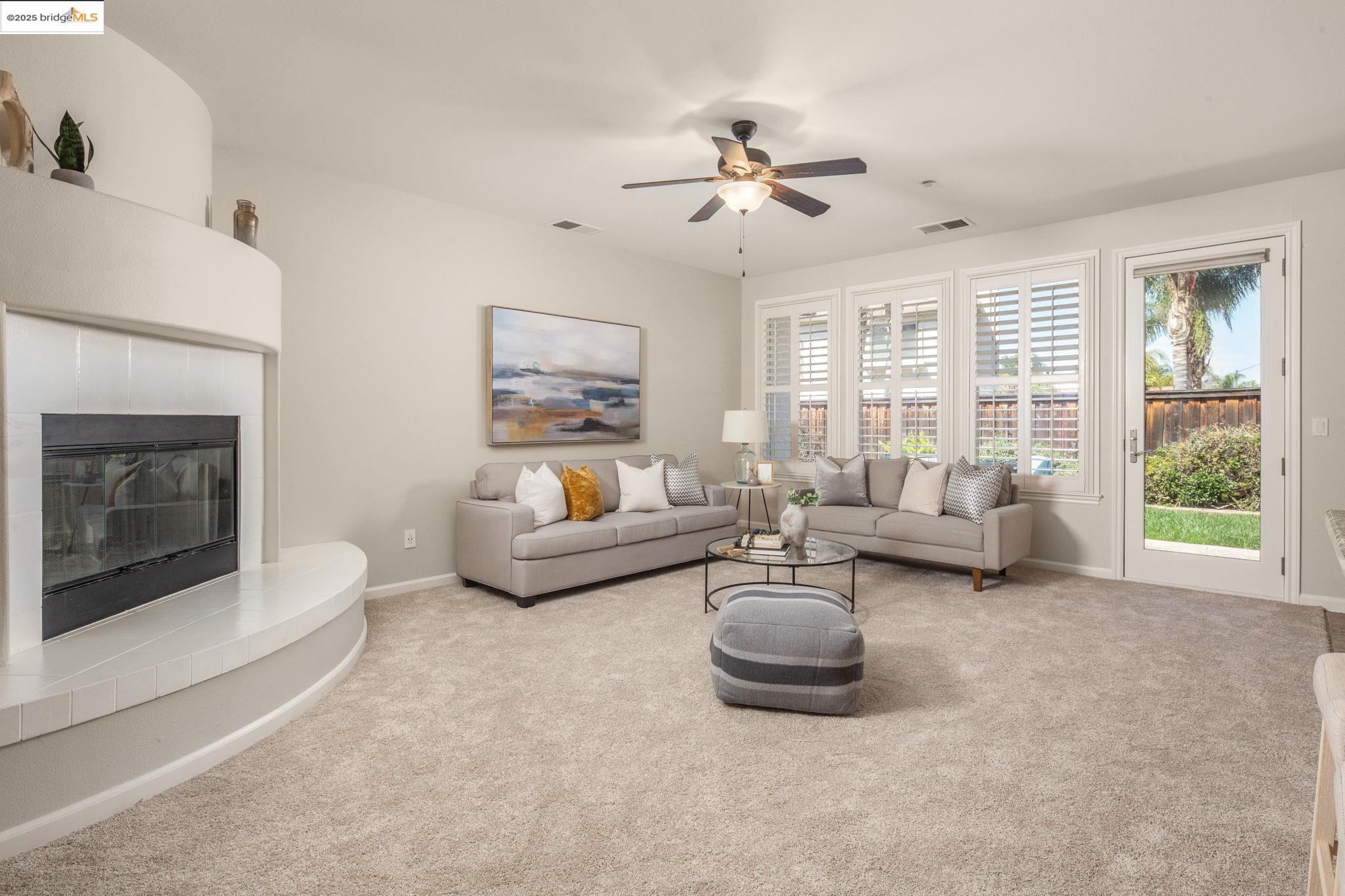2205 Barcelona Ct