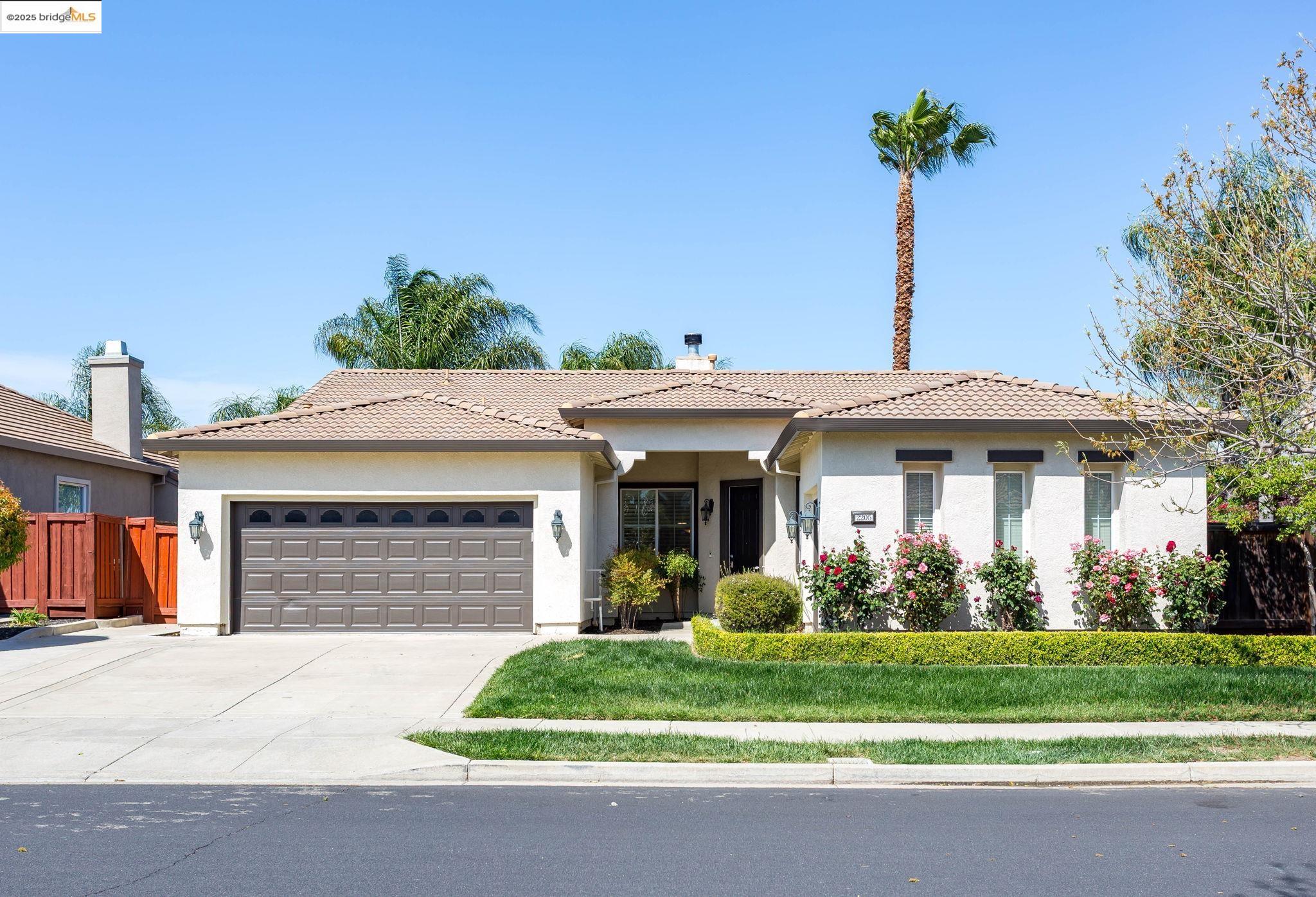 2205 Barcelona Ct