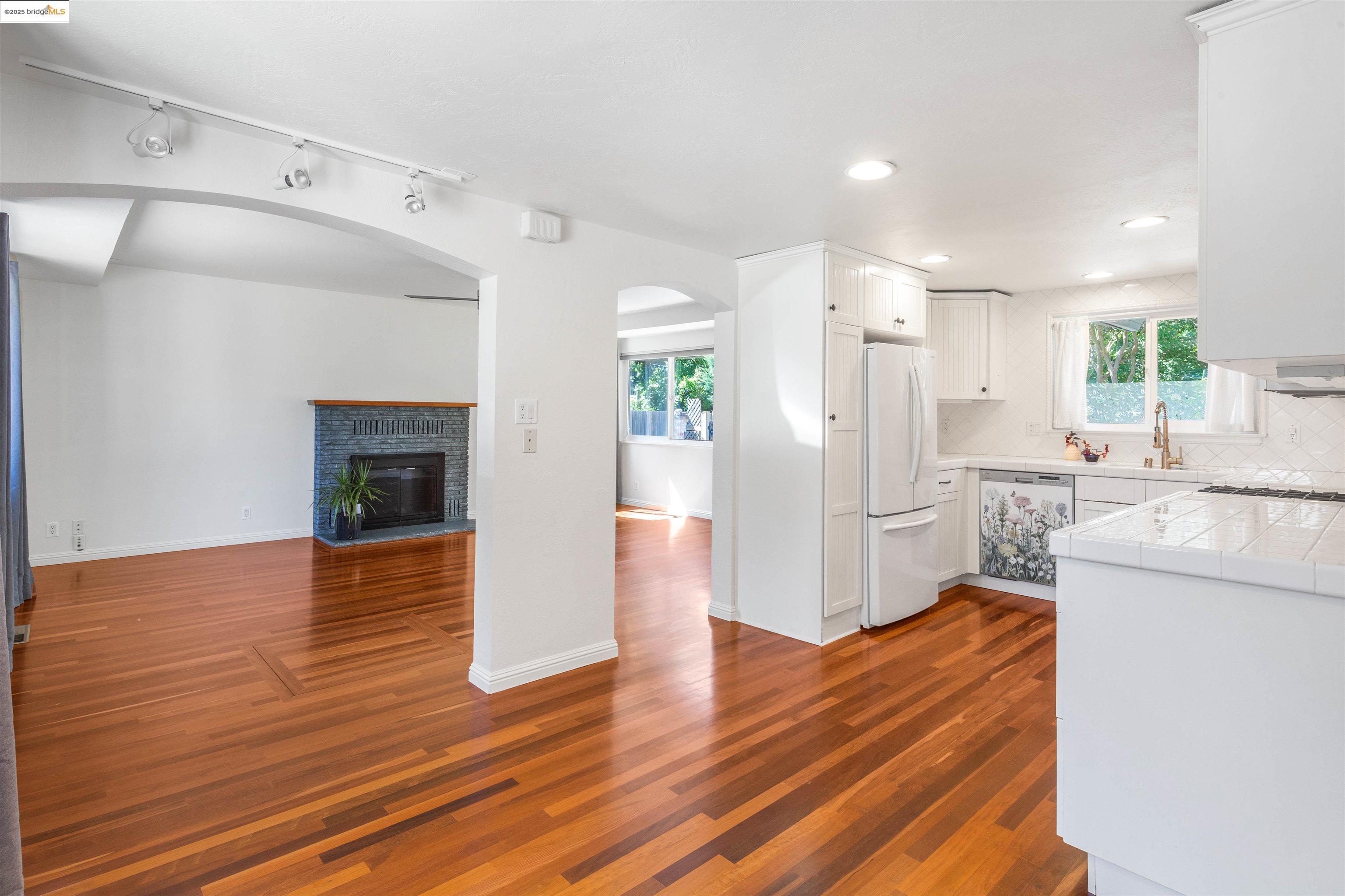 4091 Garden Road