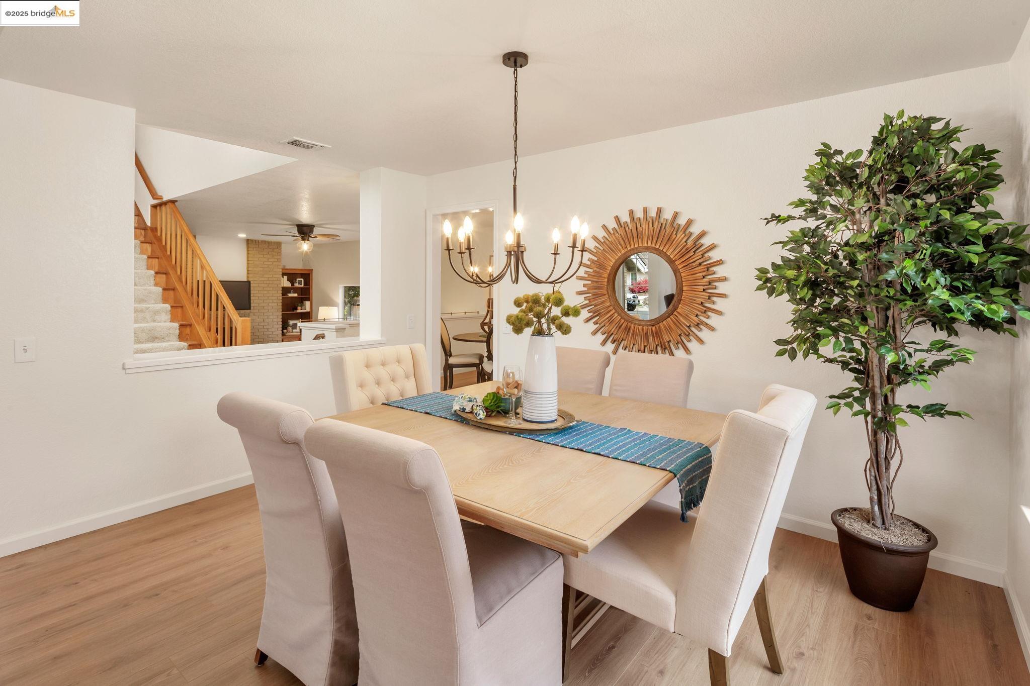 1307 Meadowvista Way