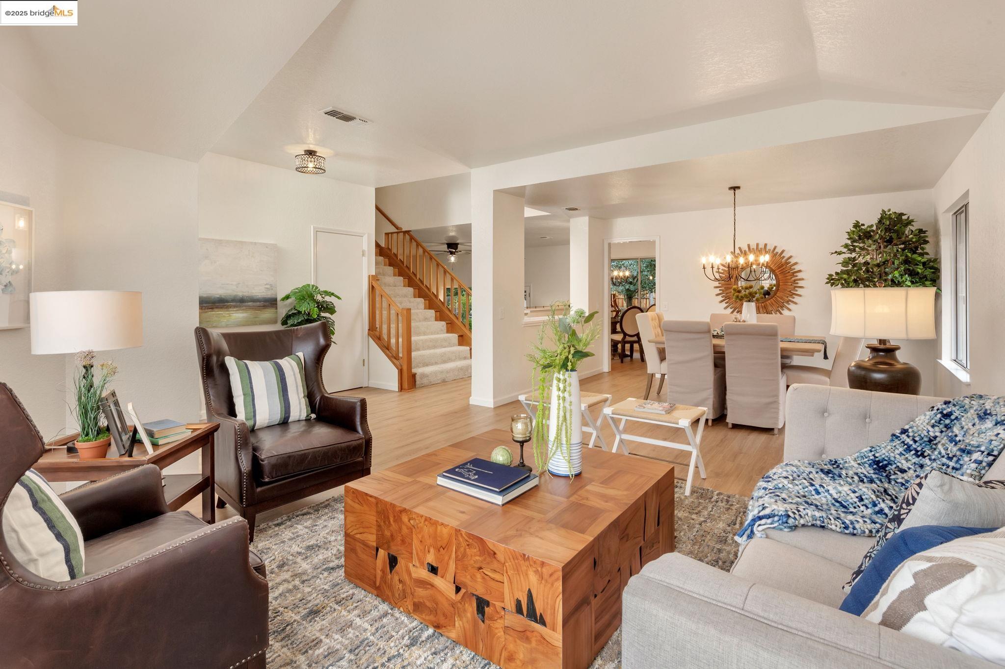 1307 Meadowvista Way