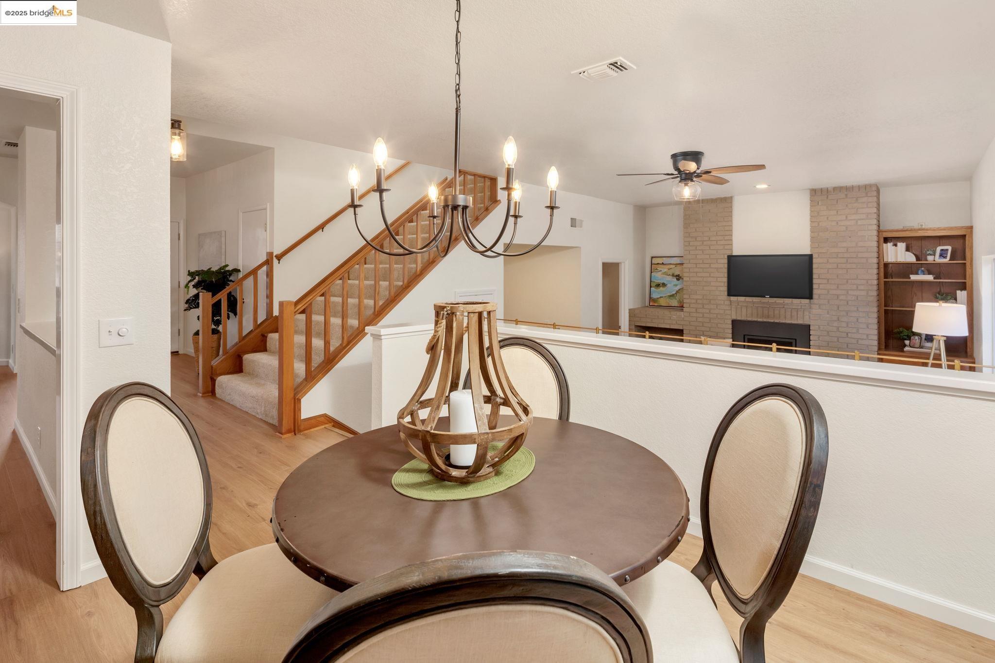 1307 Meadowvista Way