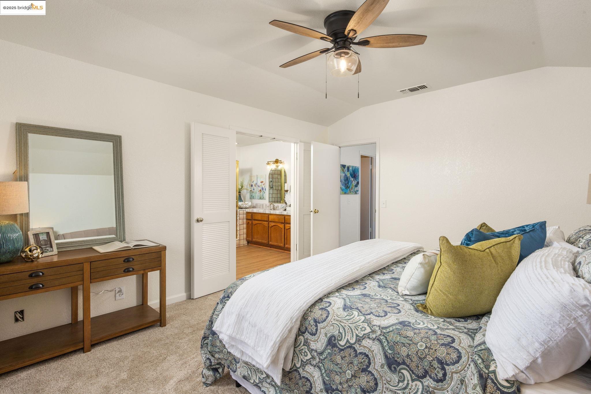 1307 Meadowvista Way