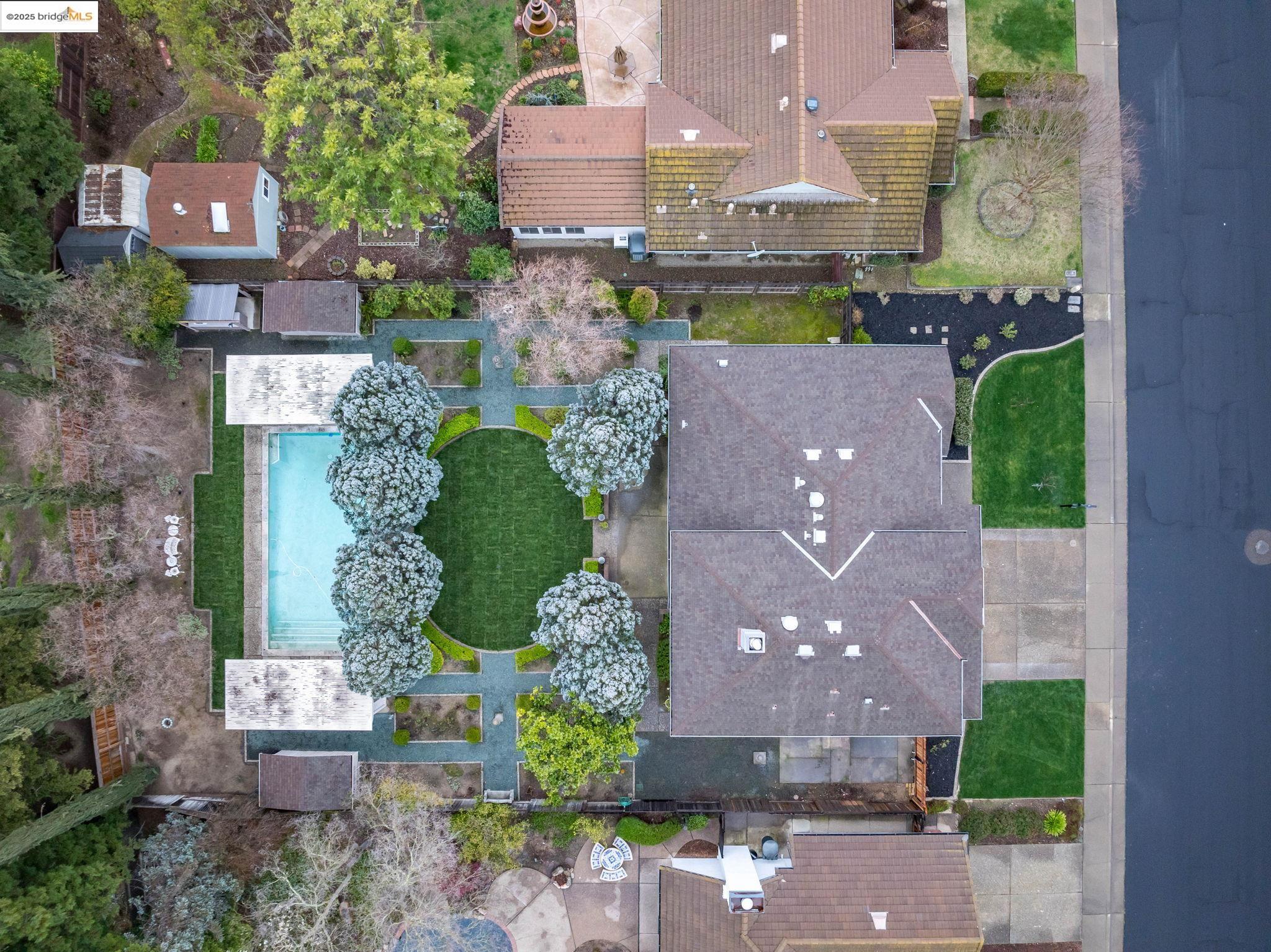 1307 Meadowvista Way