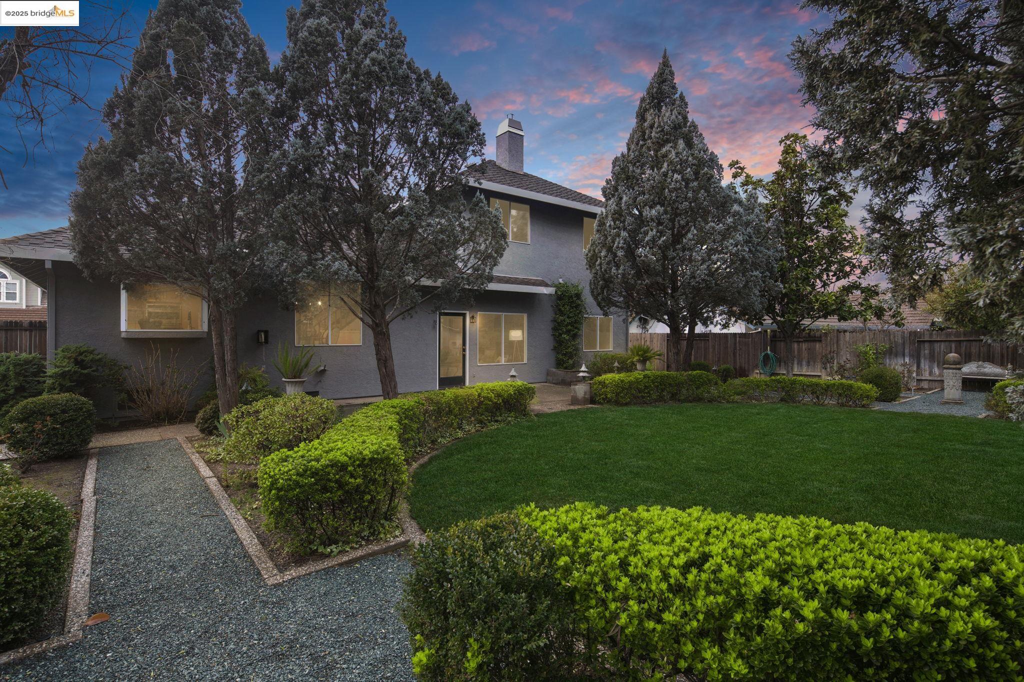 1307 Meadowvista Way