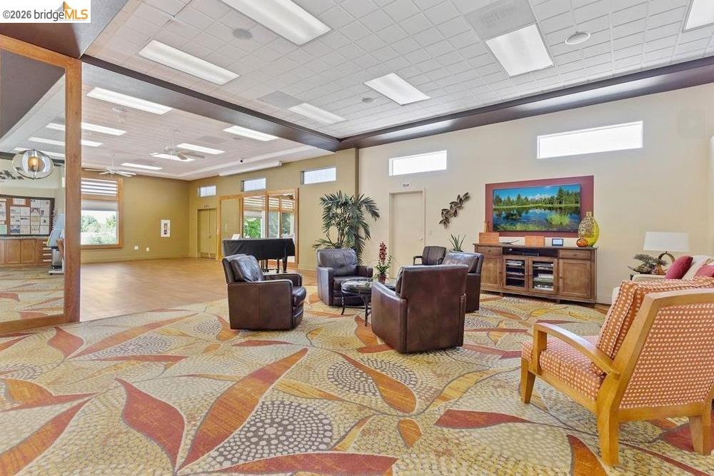 1632 Regent Drive