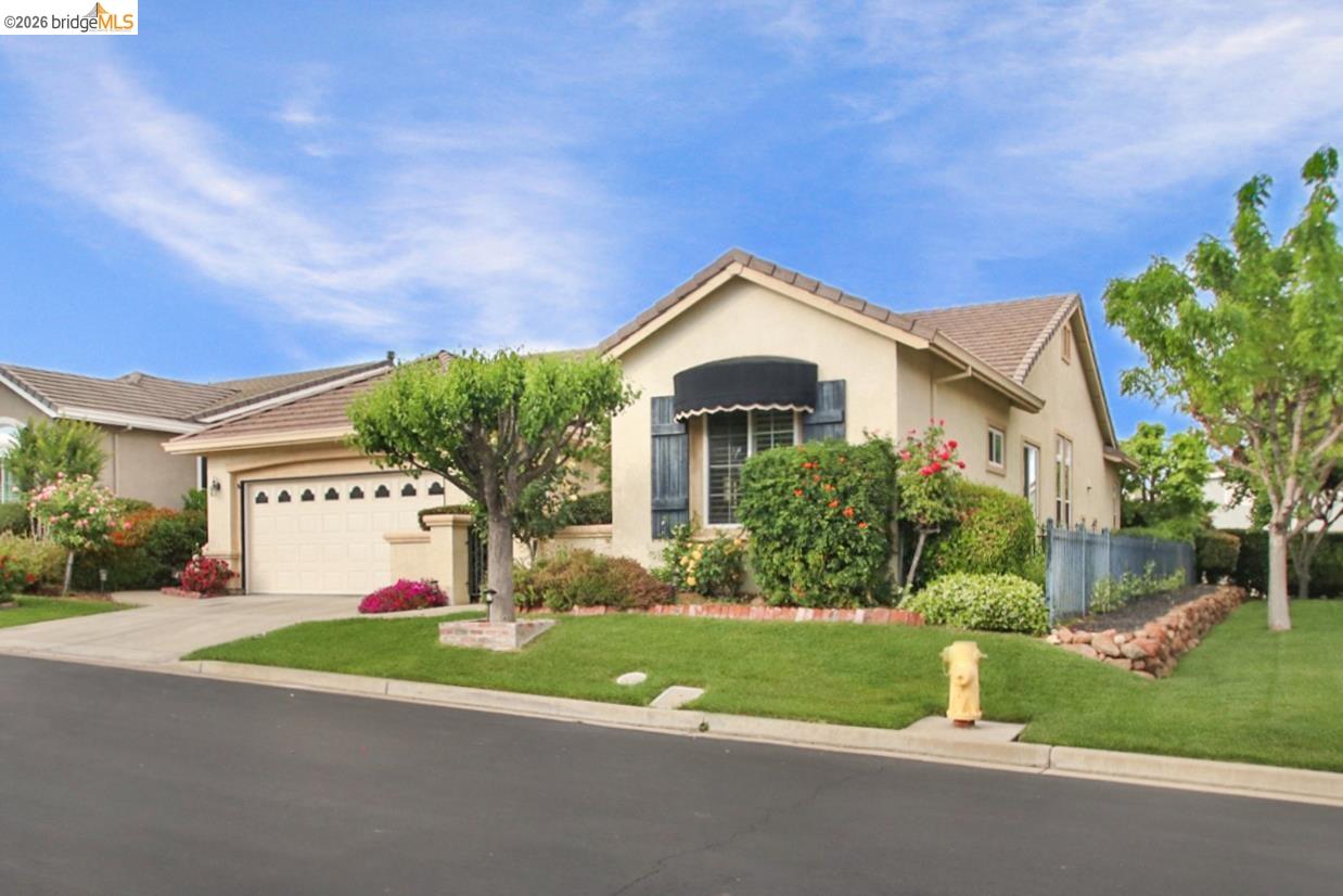 1632 Regent Drive