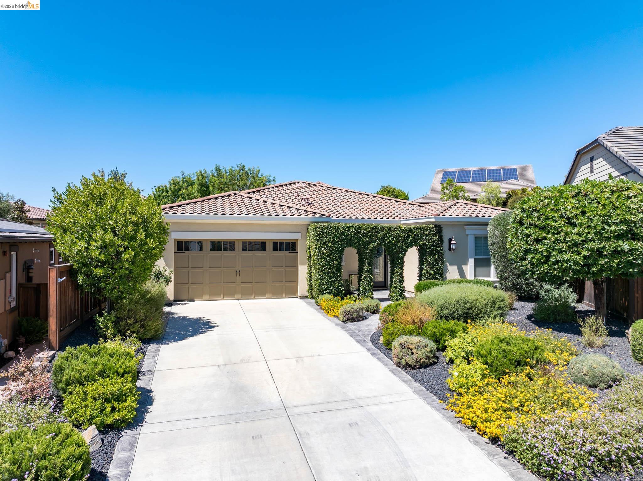 1770 Merlot Cir