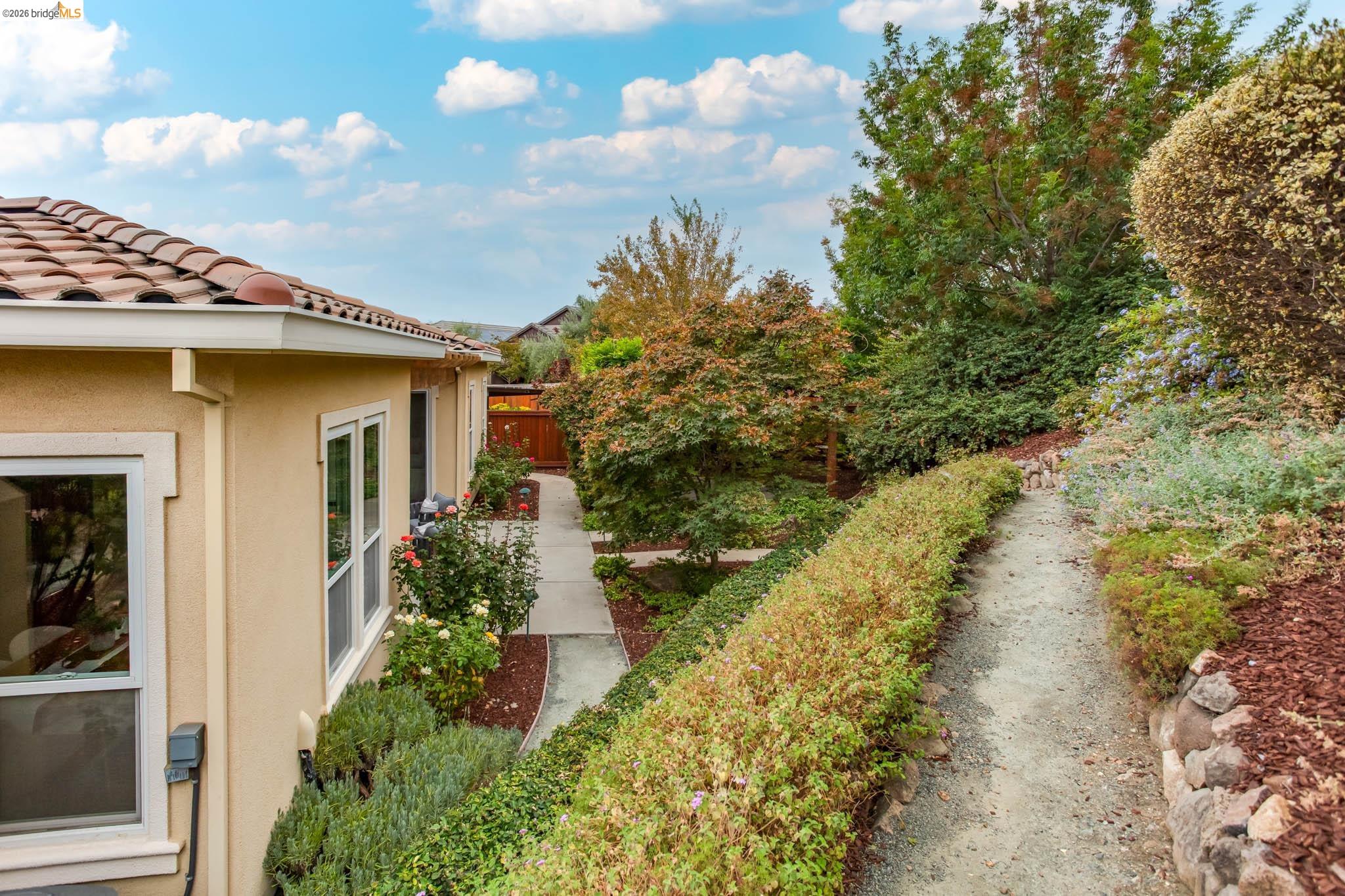 1770 Merlot Cir