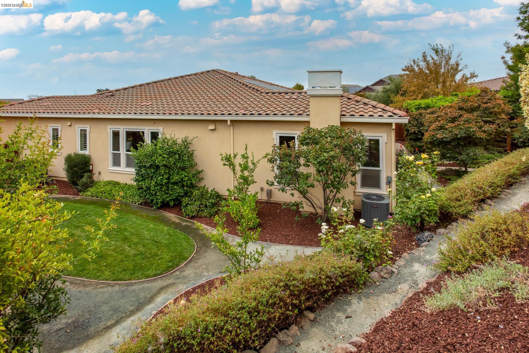 1770 Merlot Cir