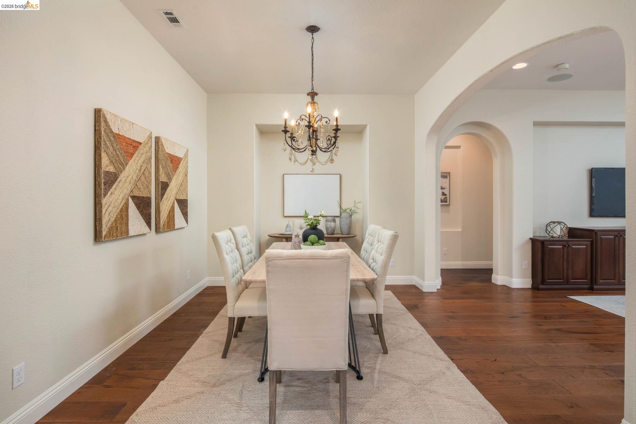 1770 Merlot Cir