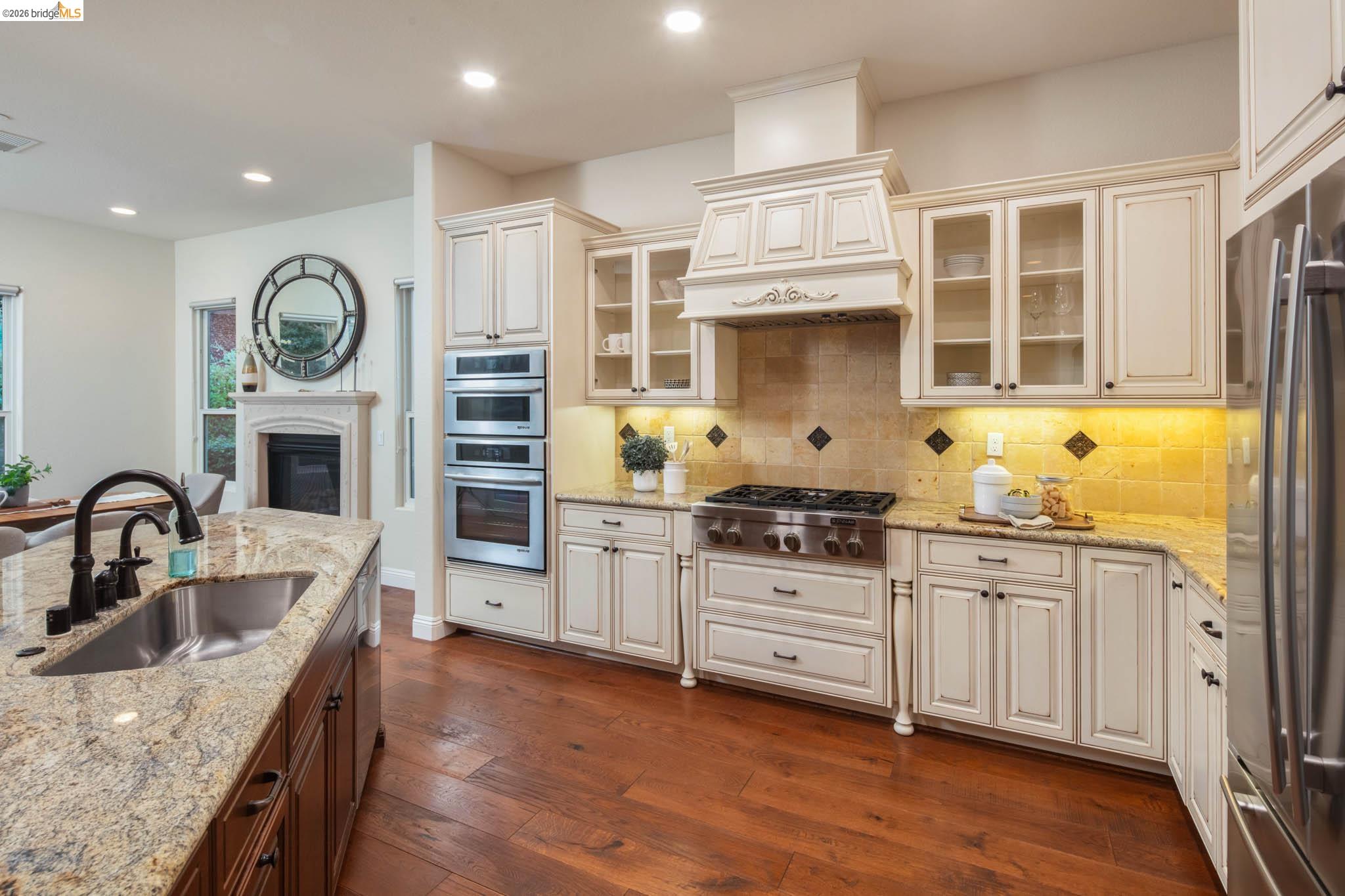 1770 Merlot Cir