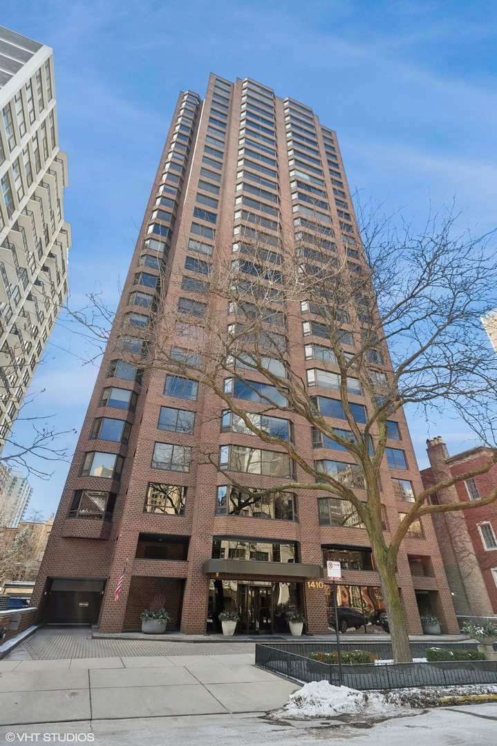 1410 N State Parkway Unit: 18B