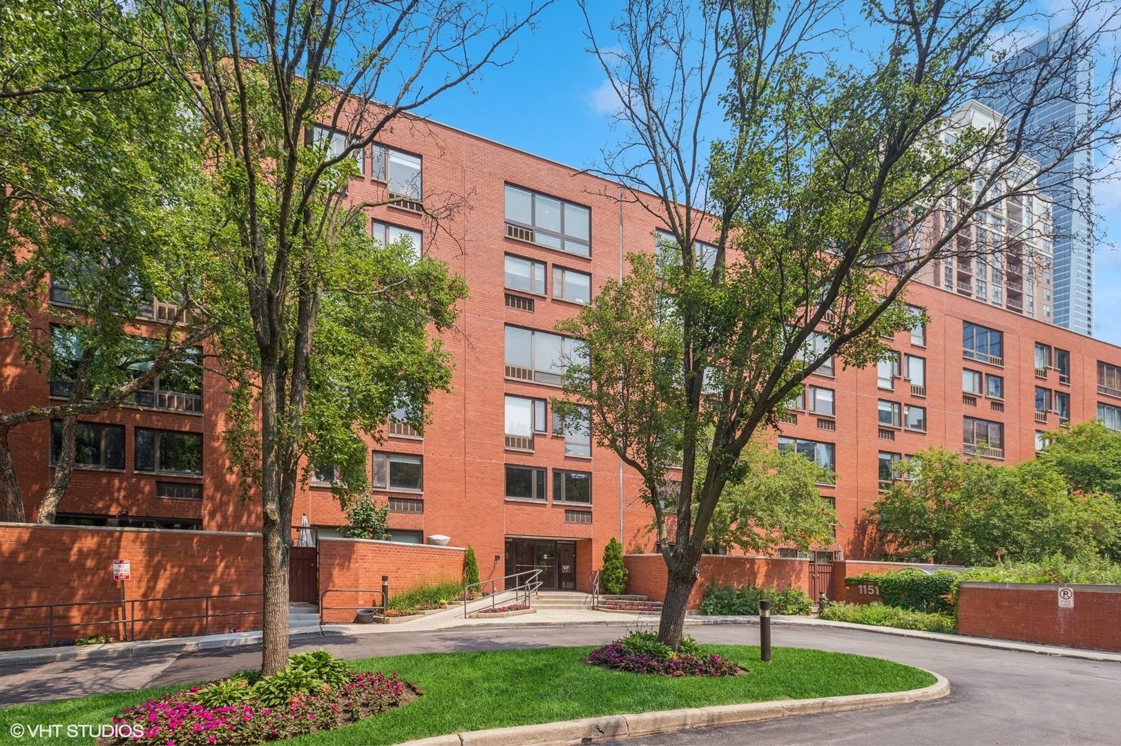 1143 S Plymouth Court Unit: 604